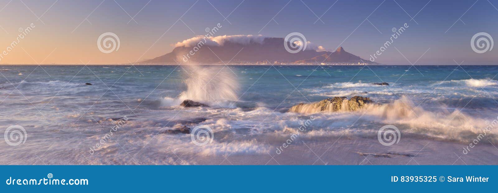 sunrise over the table mountain and cape town