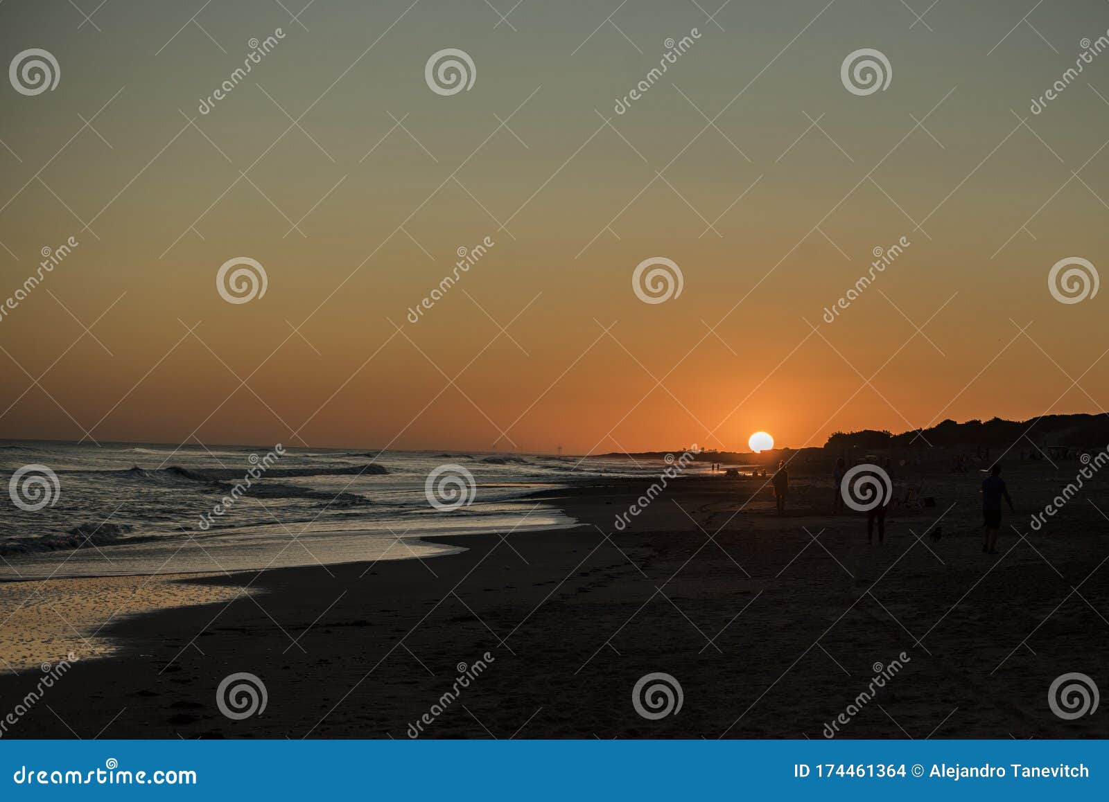 Sunset at Atlantic Ocean Beach with Windy Land at the End of Beautiful ...