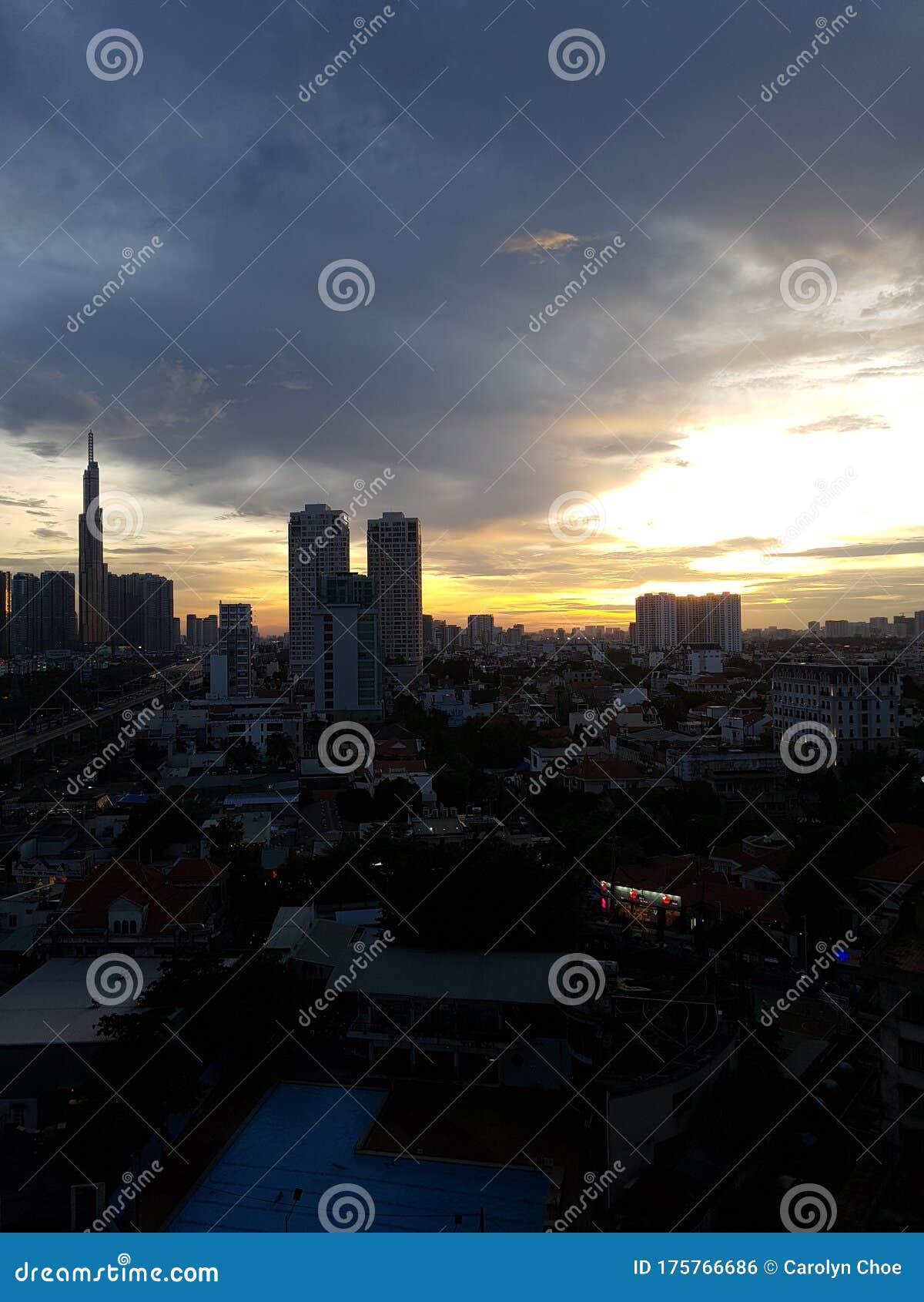 sunset1 landmark81 sunset vietnam hochiminh city