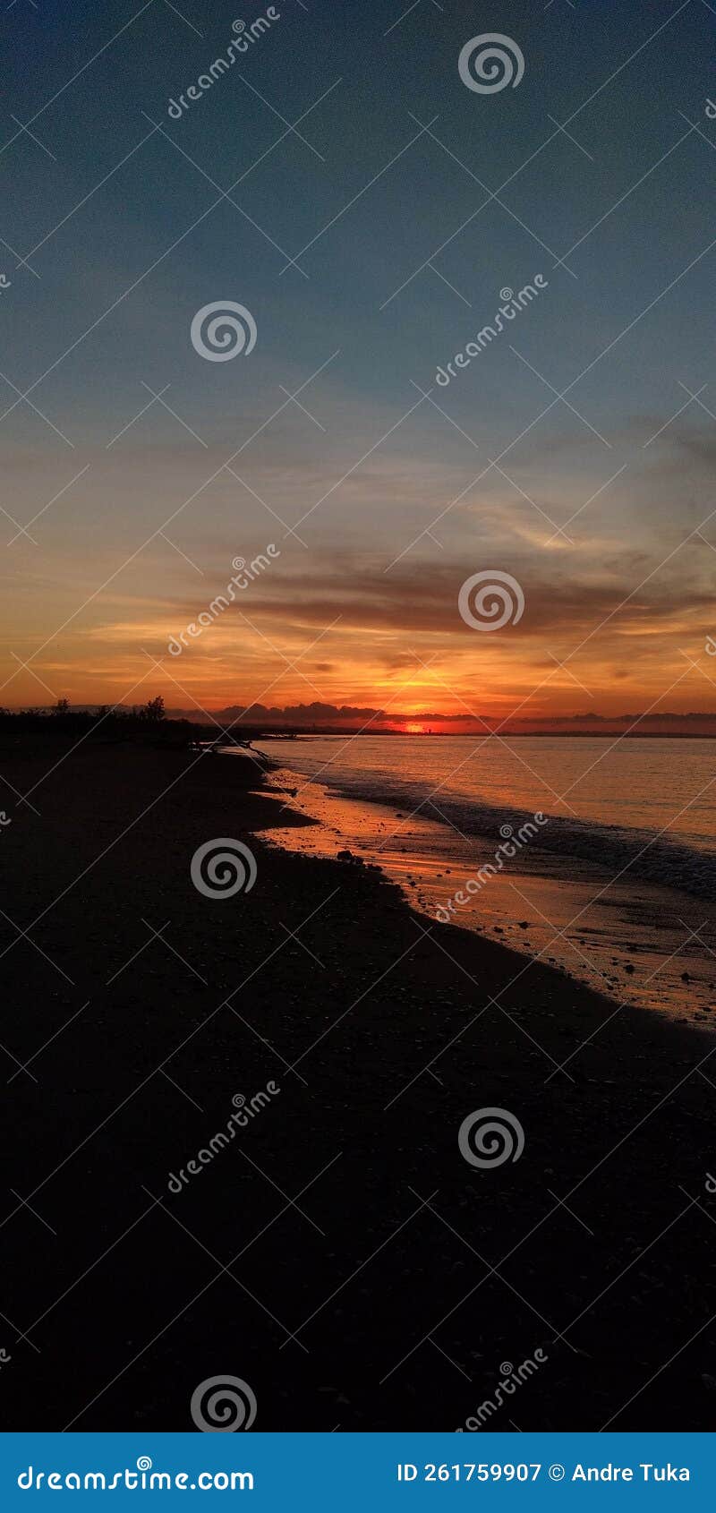 sunset at the oesain beach