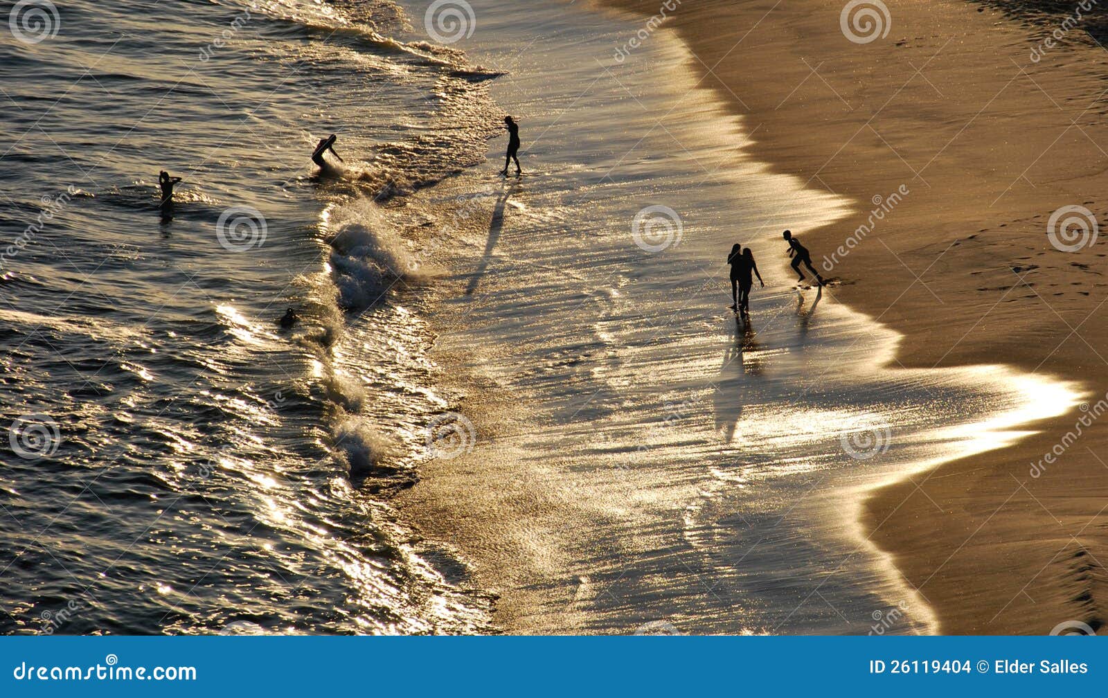 sunset on piratininga beach