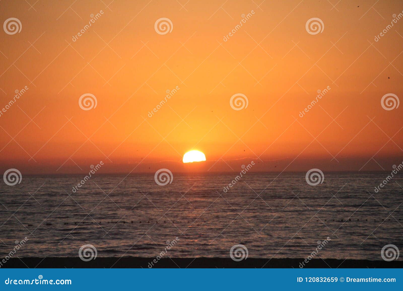 sunset playa de hornitos antofagasta en el norte de chile