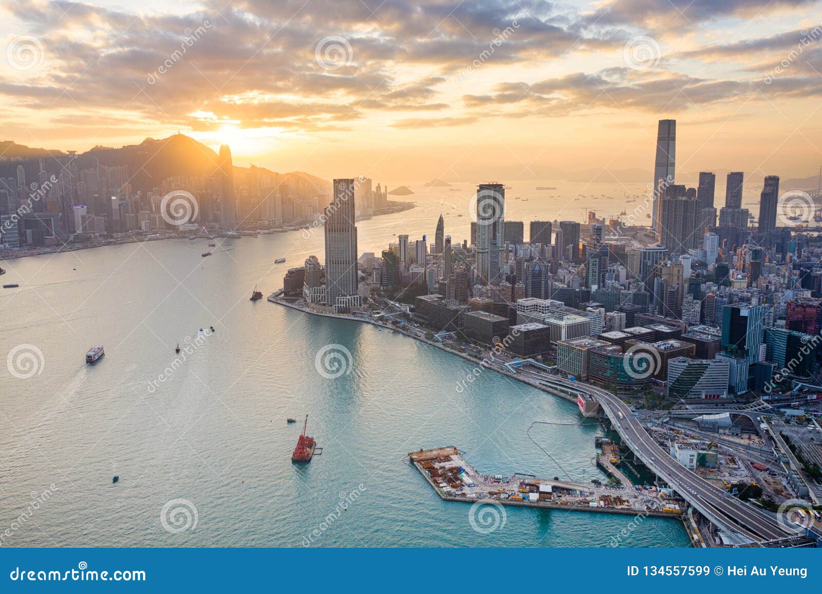 Sunset of Victoria Harbour, Hong Kong Editorial Stock Image - Image of