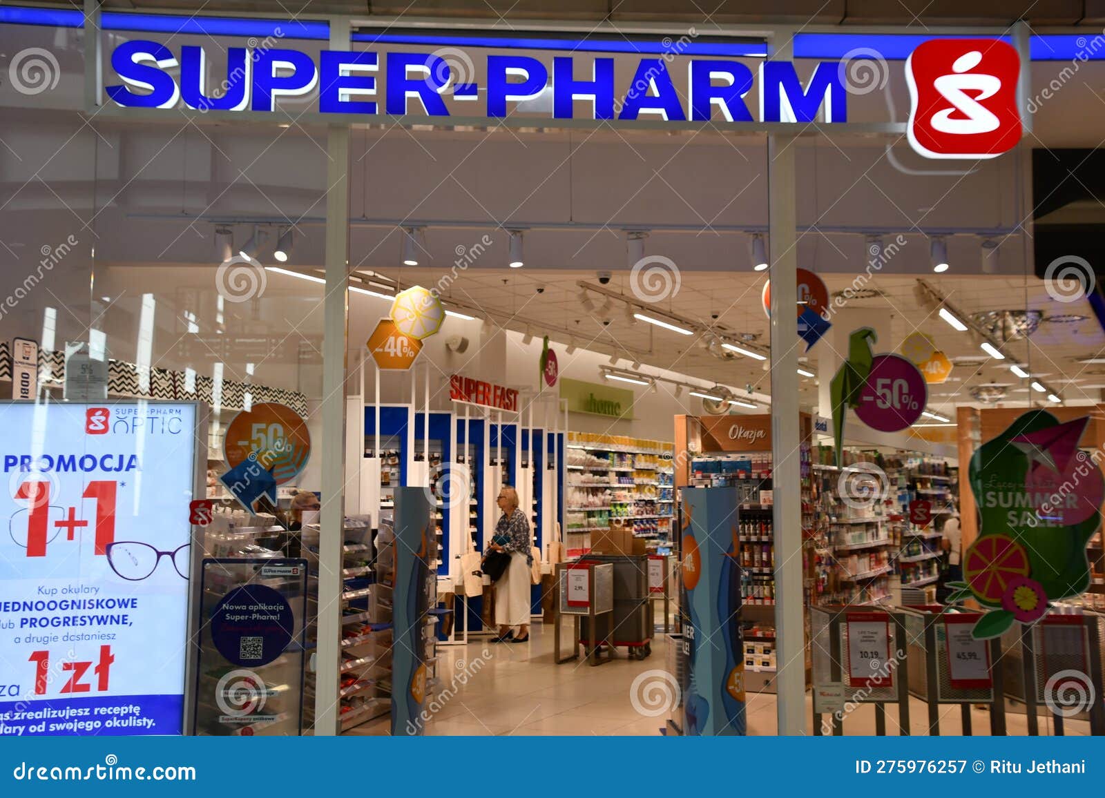 Super-Pharm Apteka at Westfield Arkadia Shopping Mall in Warsaw, Poland  Editorial Photography - Image of architecture, center: 275976257