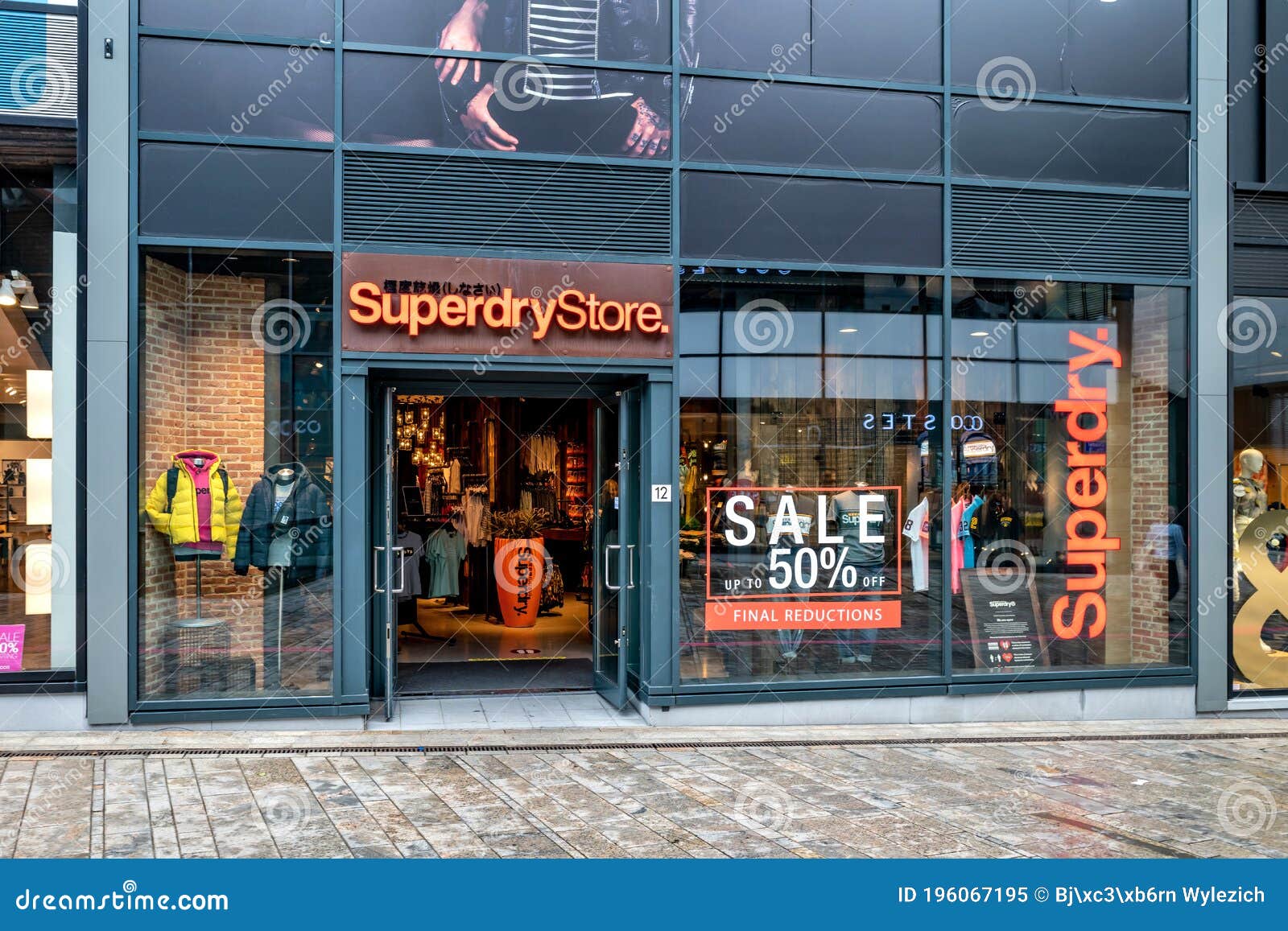50+ Superdry Photos Stock Photos, Pictures & Royalty-Free Images