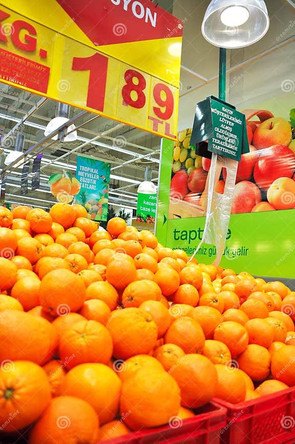 Supermarket editorial photo. Image of carrefour, dispenser 19447136