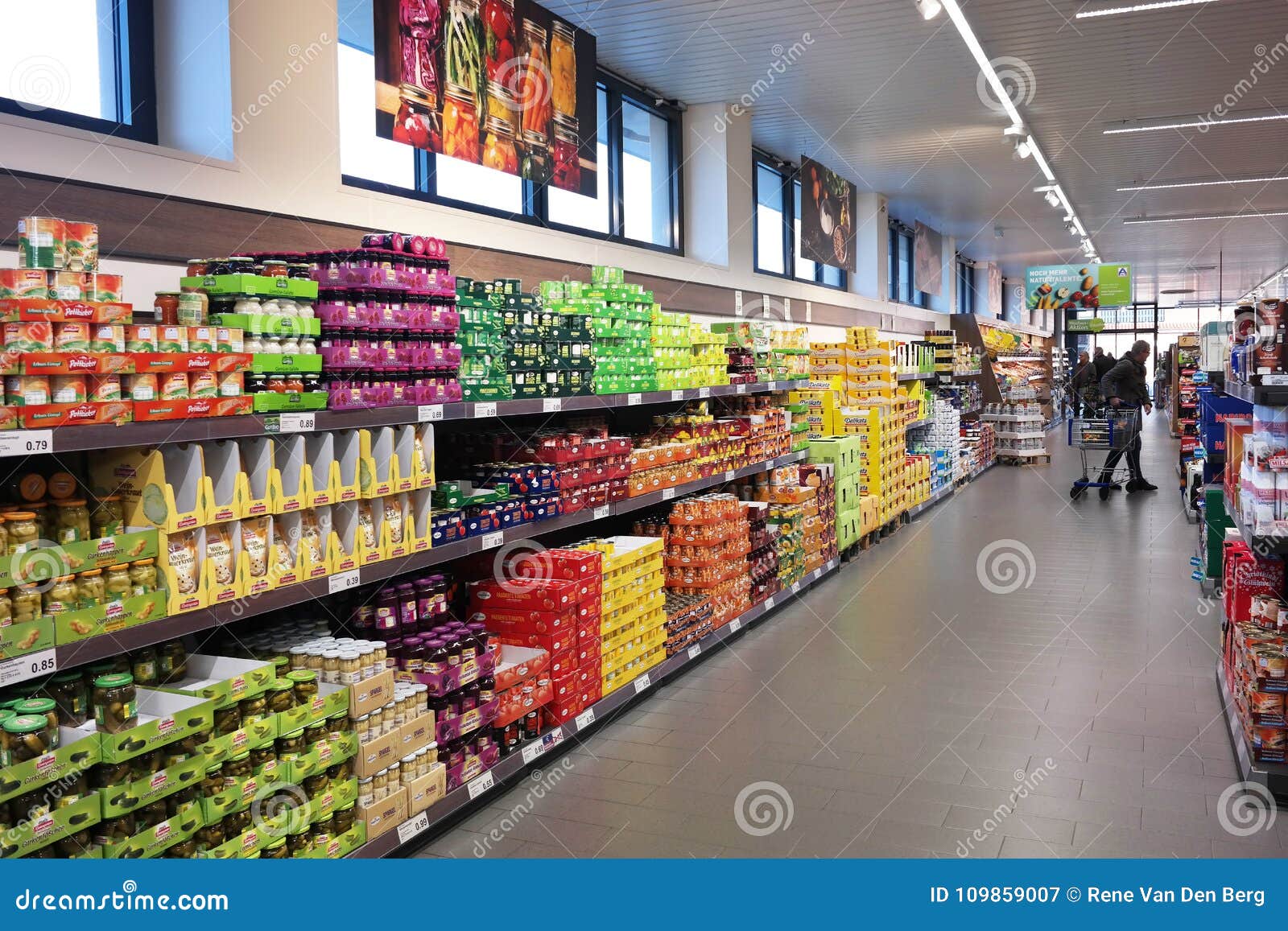 Supermarktinnenraum Aldi Nord Redaktionelles Stockfotografie Bild Von Nord Aldi