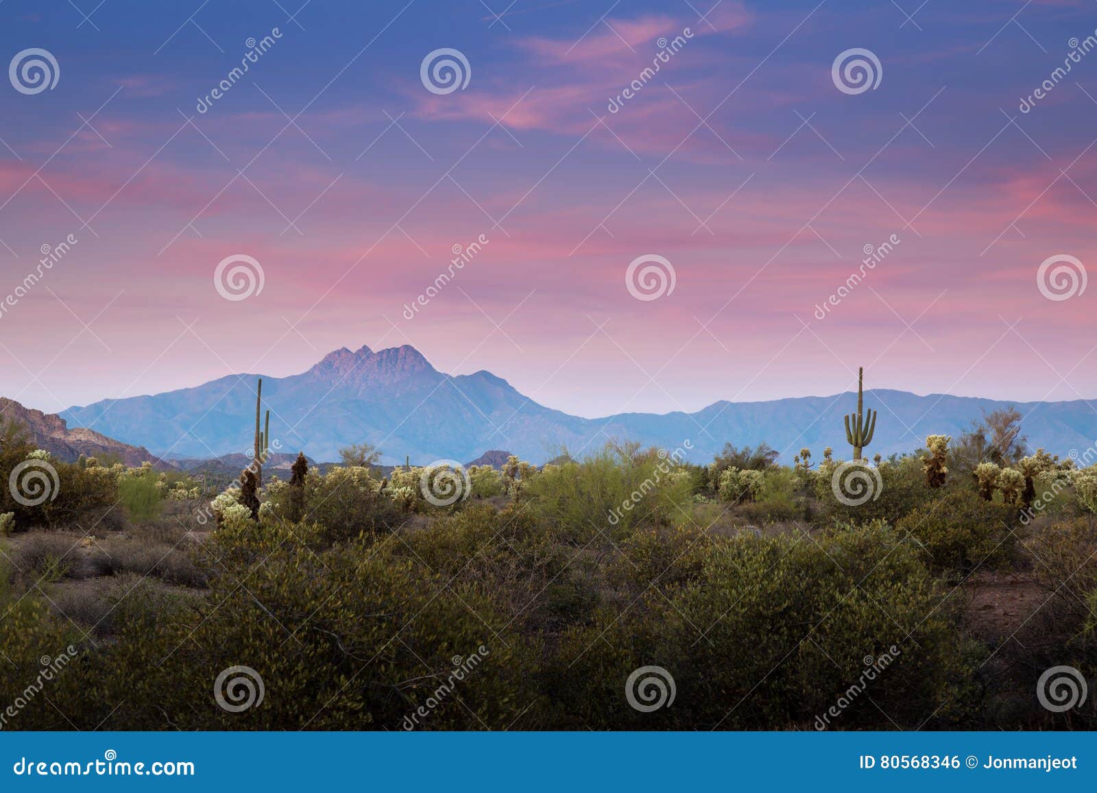 superstition mountains in arizona
