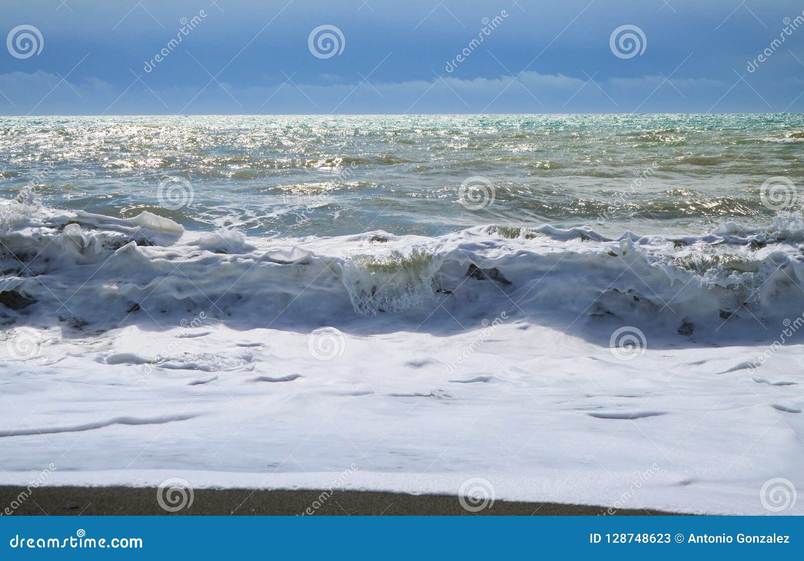 Surf on horseshoe beach stock image. Image of cerro 128748623