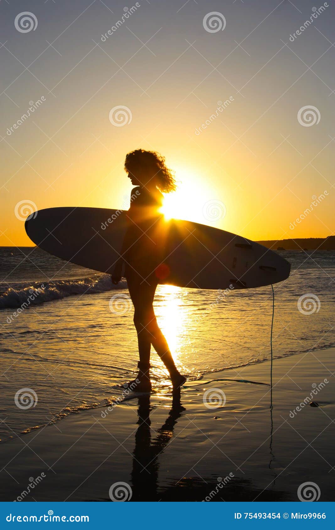 surfer-en at sundown