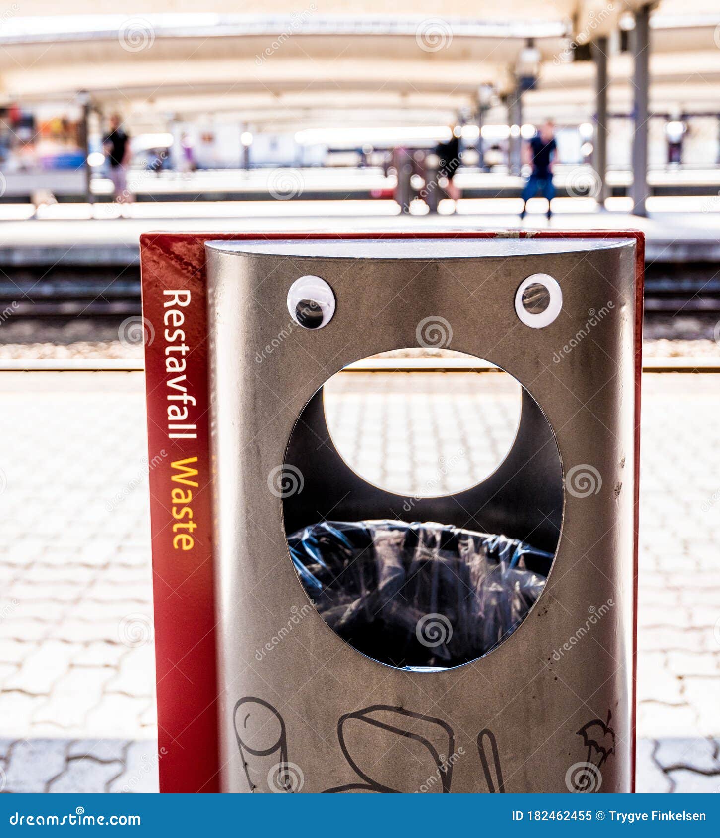 Surprised Trash Can with Googly Eyes Stock Image Image of fear, head