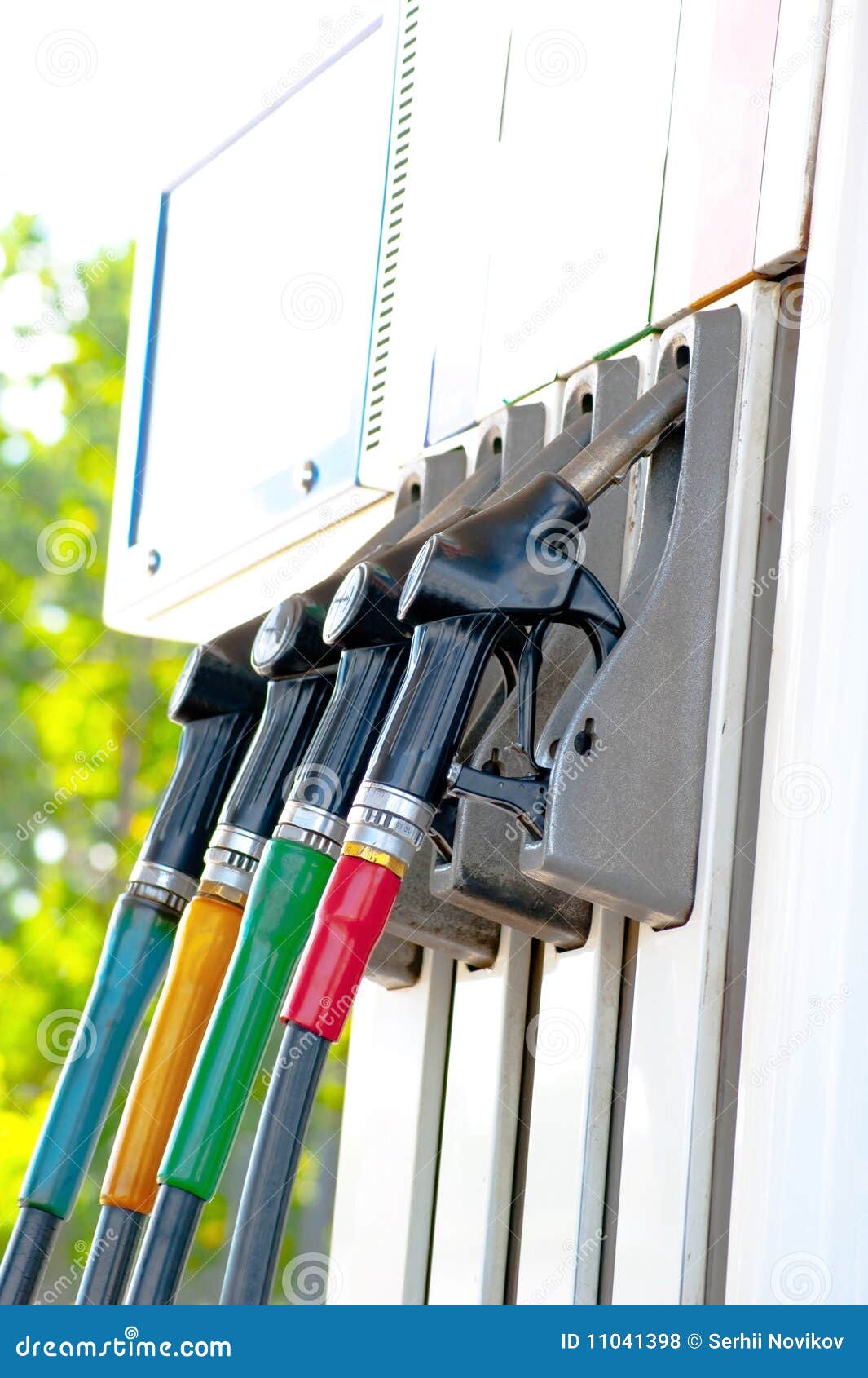 Surtidor de gasolina foto de archivo. Imagen de gasolina 11041398