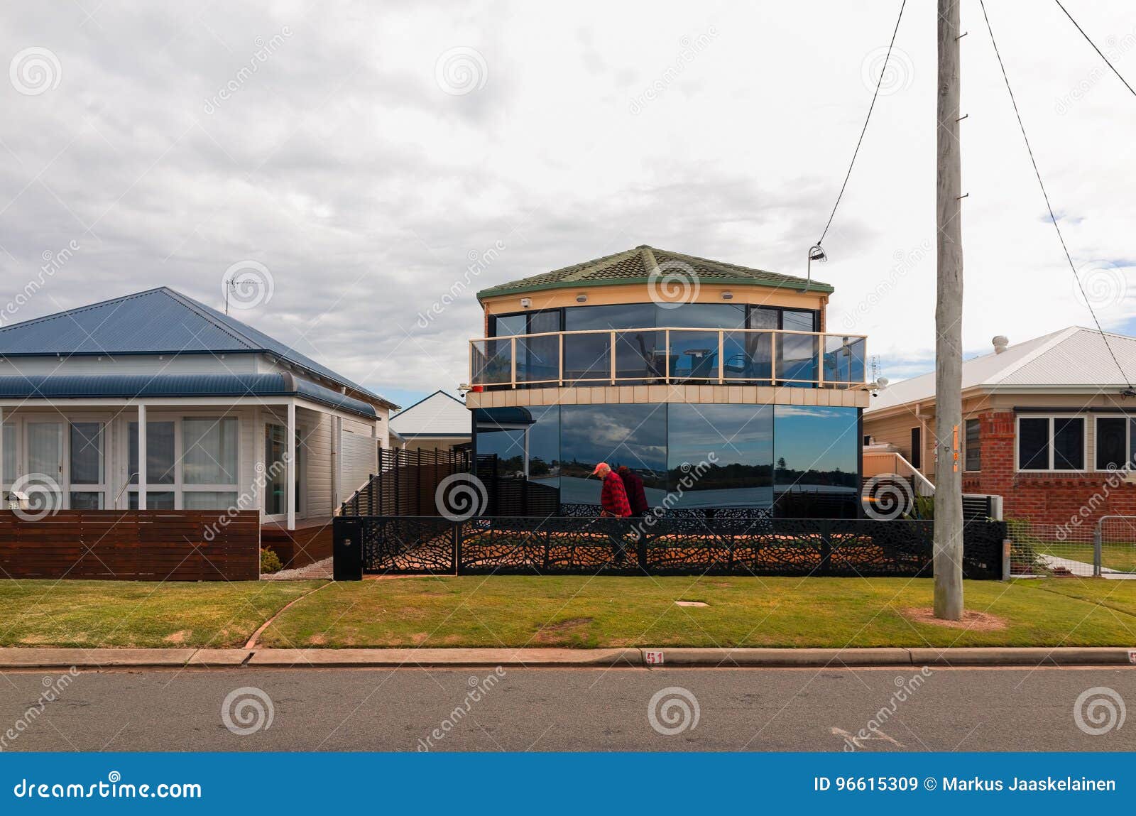 Swansea Australia Town Street Houses and Apartment Building Editorial Stock Image - Image of grass, 96615309