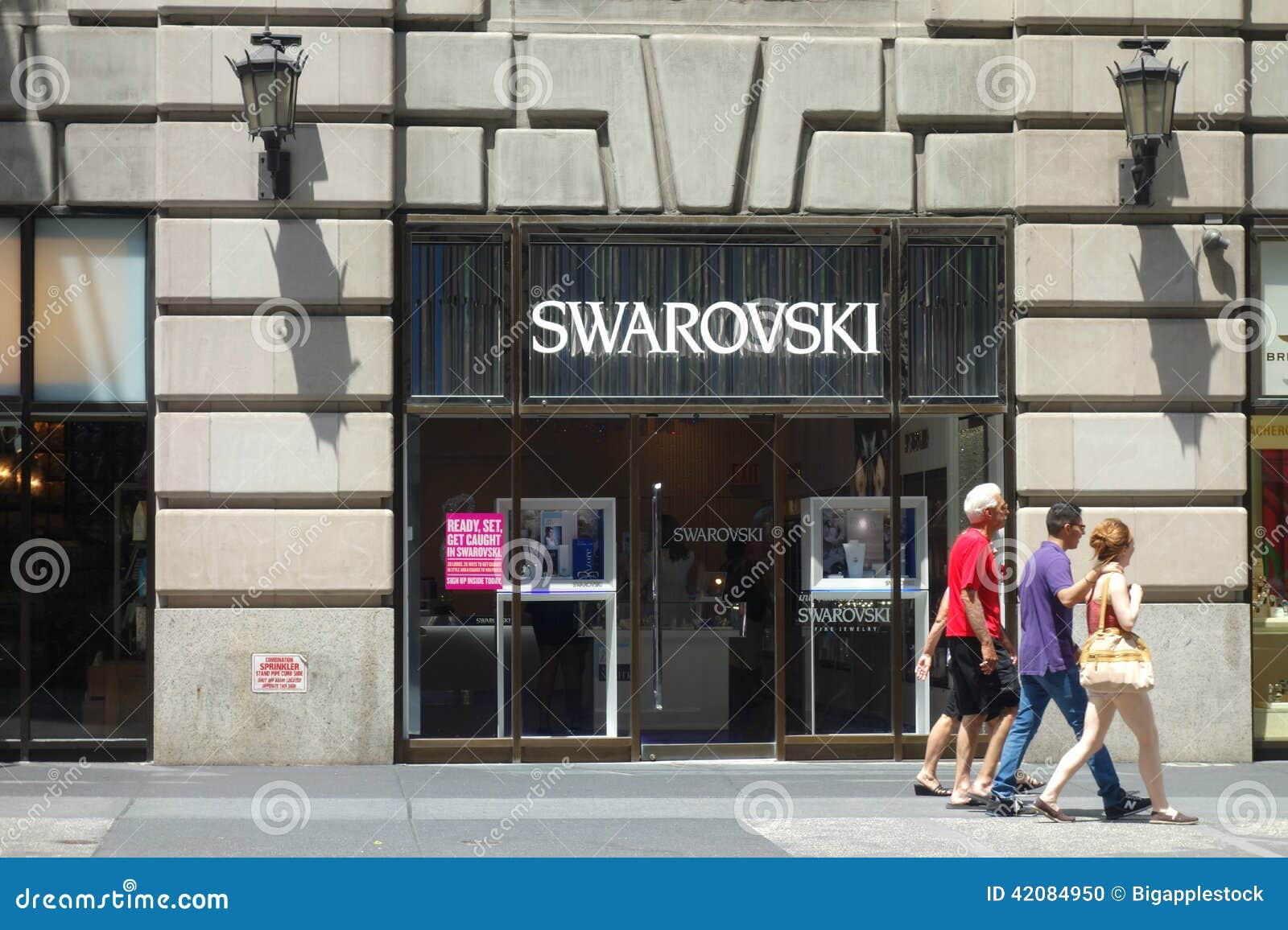 Swarovski Store editorial image. Image of austrian, manhattan - 42084950