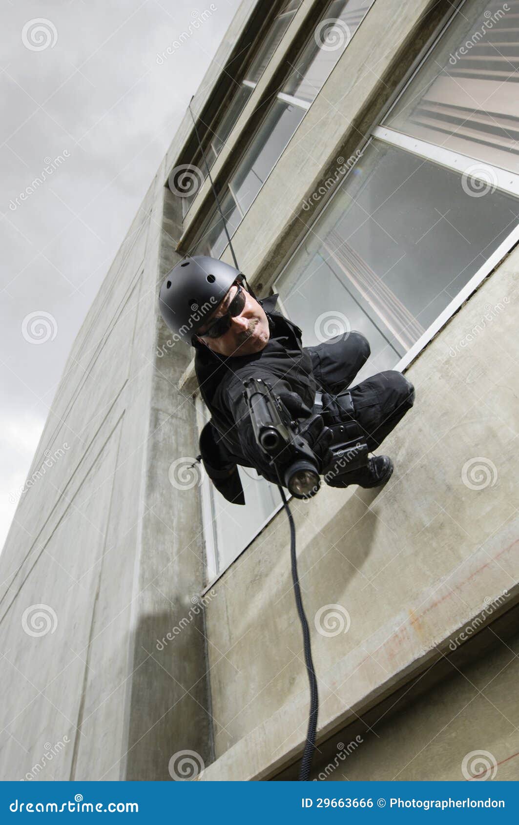 242 Swat Rope Stock Photos - Free & Royalty-Free Stock Photos from  Dreamstime