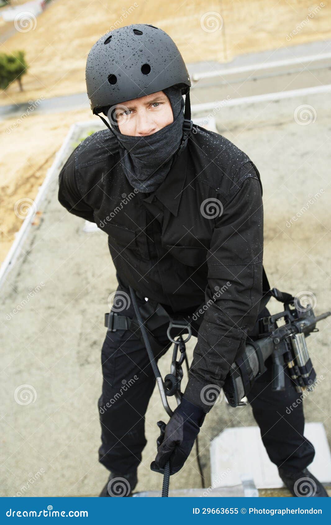 Swat Team Officer Rappelling Stock Image - Image of holding, professional:  29663655