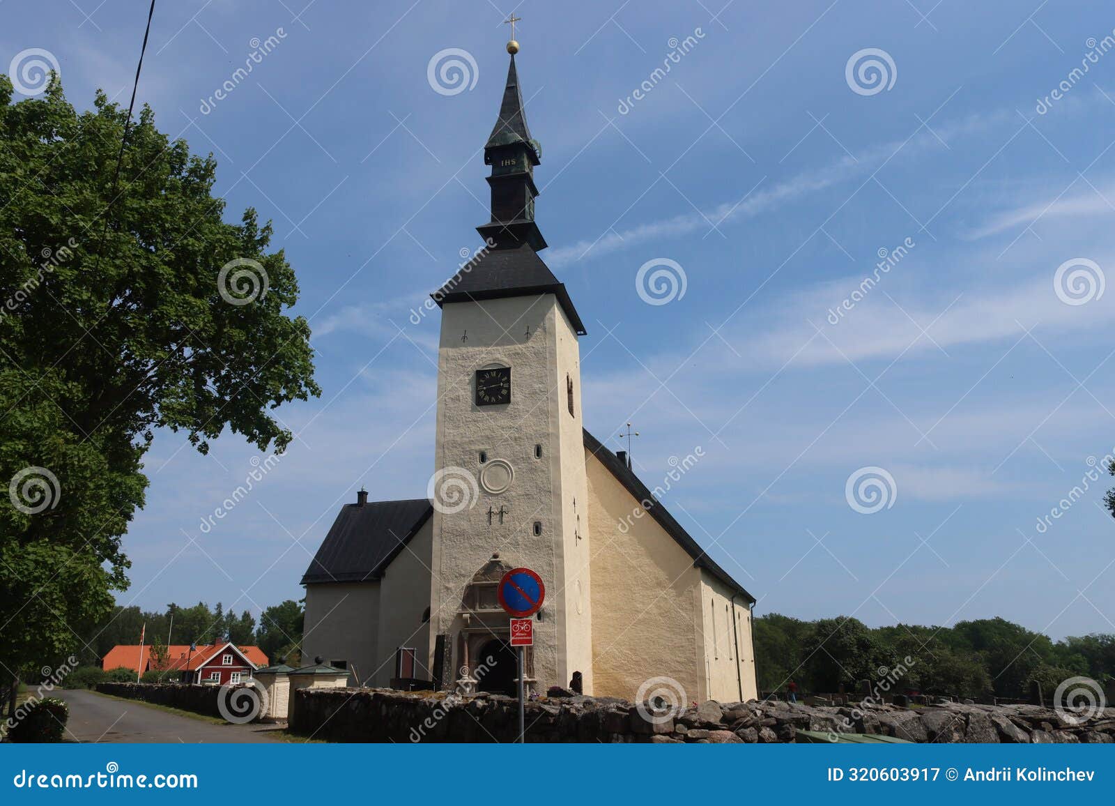 sweden. kumlaby church. grÃ¤nna in jÃ¶nkÃ¶ping county.