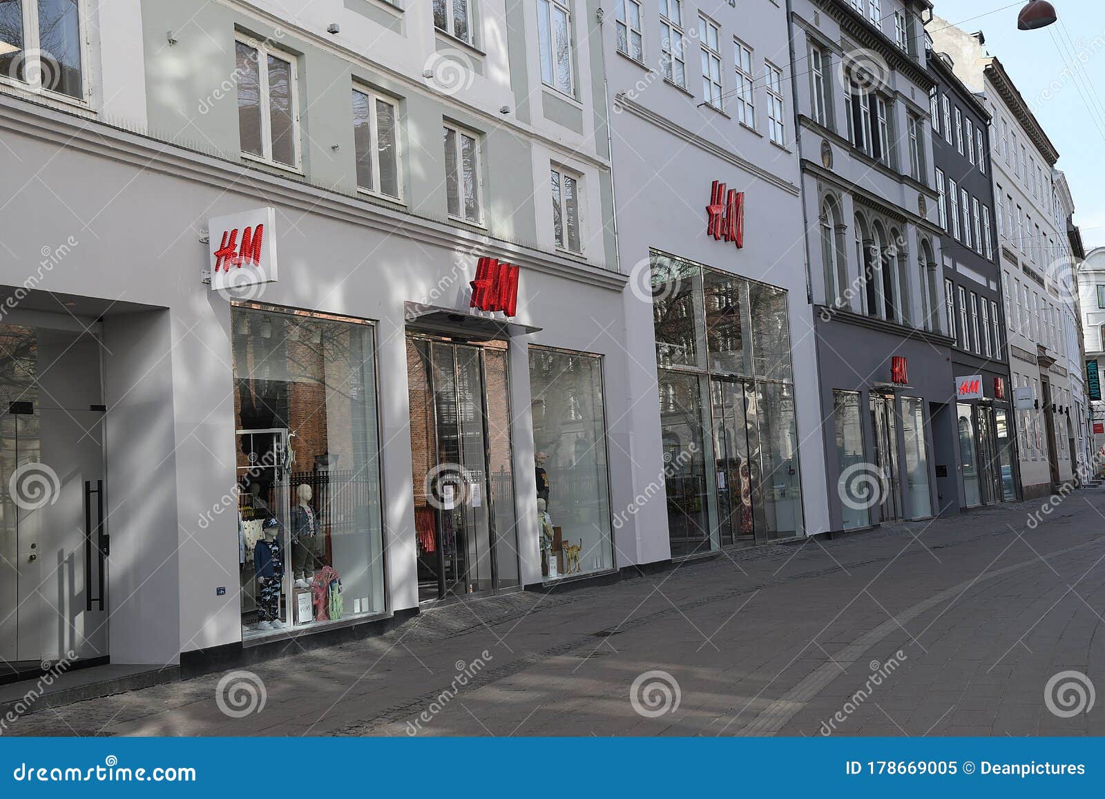 Swedish Retail Chain H&M is Closed in Denmark Covid-19 Editorial Image - Image of danmark: