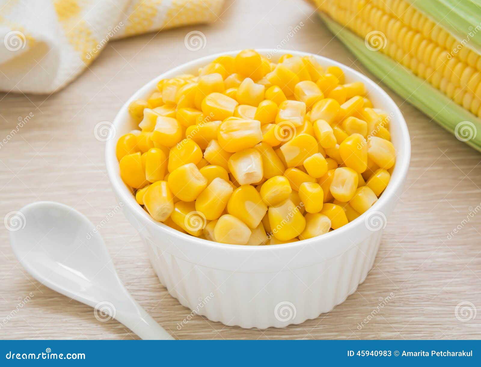 Sweet kernel corn in bowl stock image. Image of grain 45940983
