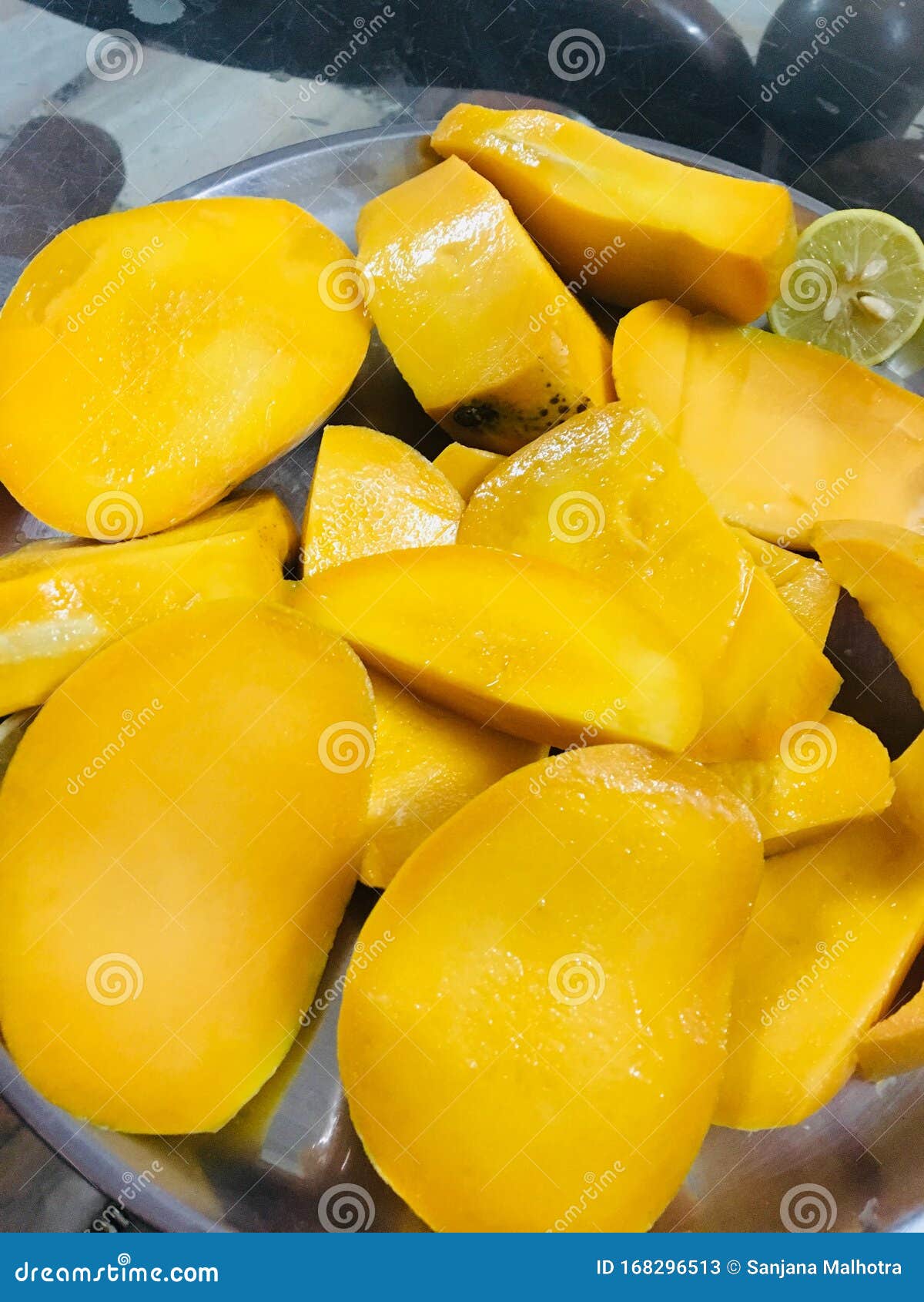 Indian sweet mangoes stock image. Image of lemon, mangoes 168296513