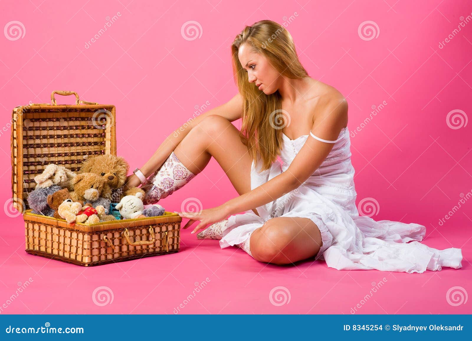 sweetness blond with box of toys