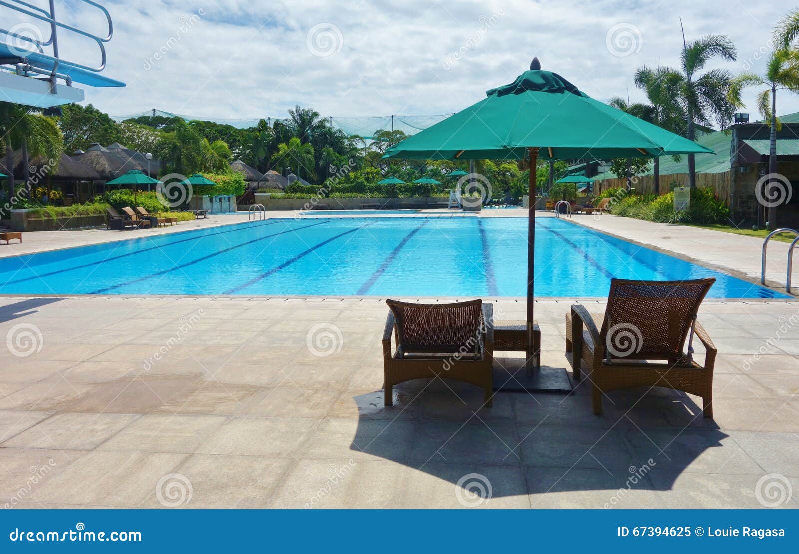 pool chair with umbrella