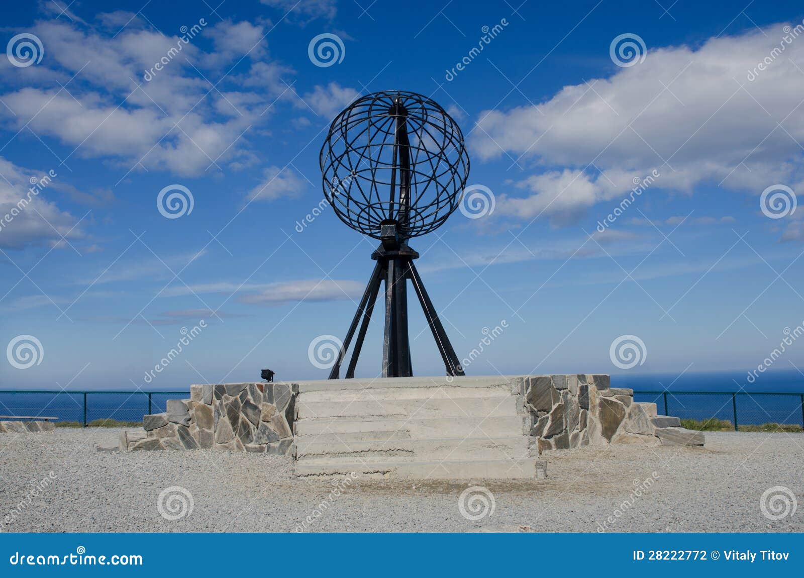 ic globe at the north cape/ nordkapp