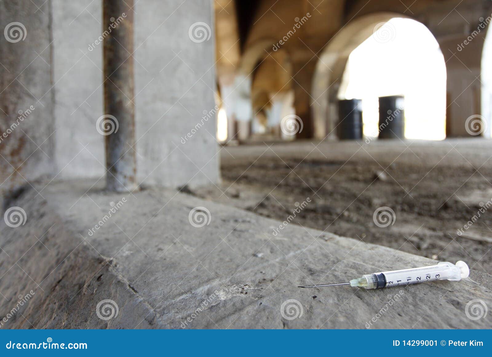 Syringe on the ground stock image. Image of heroin, needle 14299001