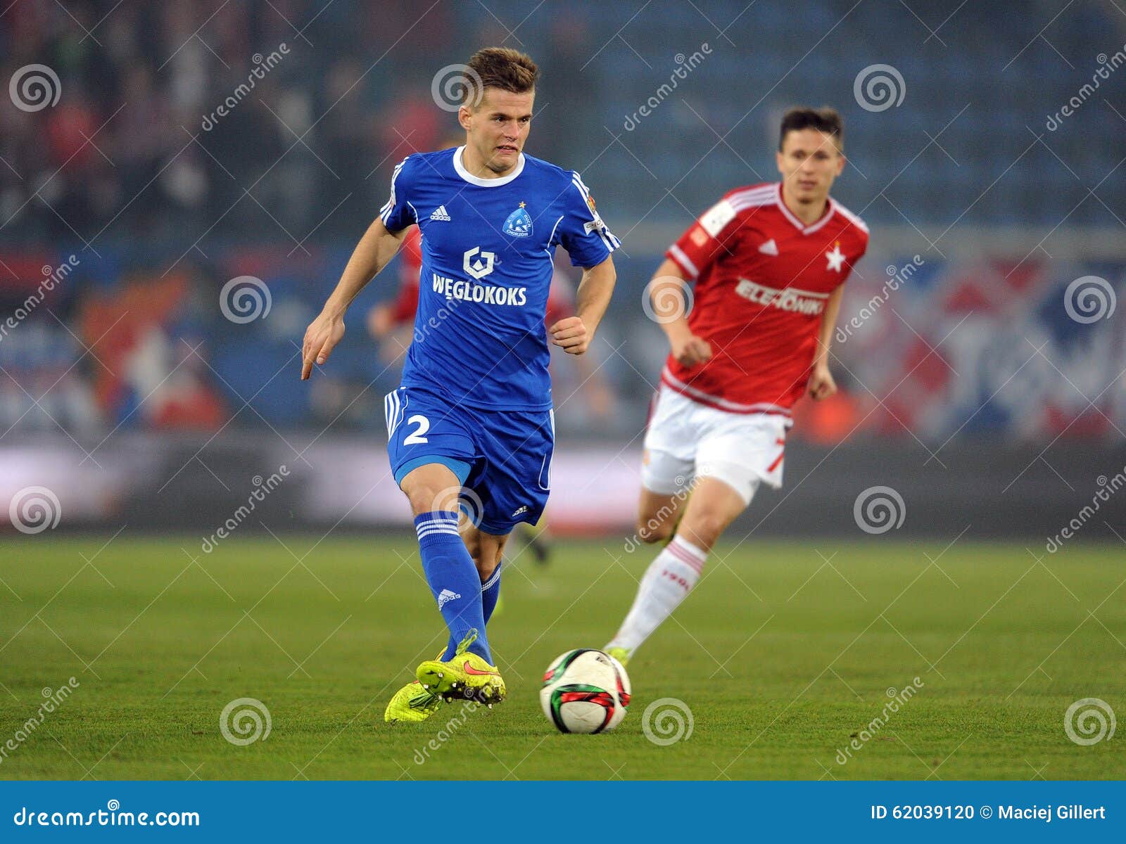 висла (футбольный клуб, краков). висла краков. эмблема фк висла краков. висла (футбольный клуб, краков). команда висла.