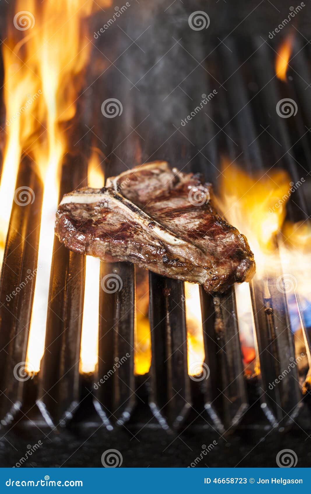 T-bone Steak on the Barbecue Stock Image - Image of freshness, lunch ...