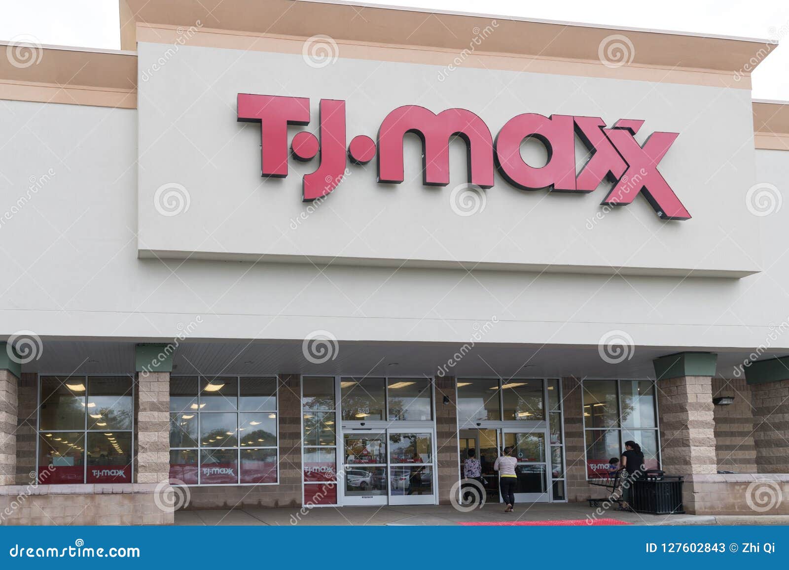Store Locator - T.J.Maxx