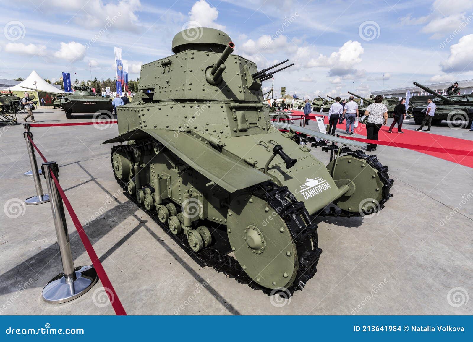 T-18 MS-1 - Small Escort - Soviet Light Tank for Direct Support of Infantry  of the 1920s at the Exhibition of the International Editorial Stock Image -  Image of international, support: 213641984