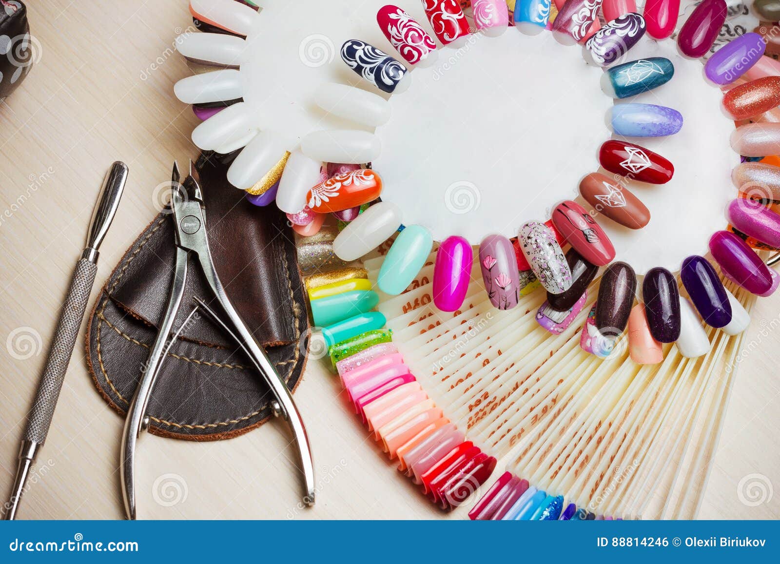 Manicure accessories Stock Vector Images - Alamy