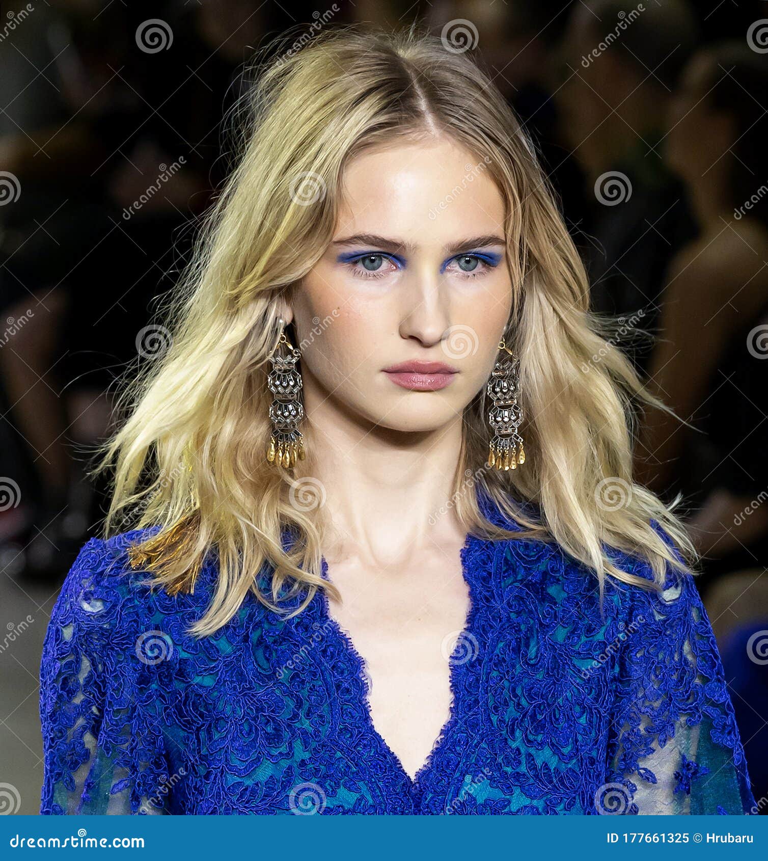 Tadashi Shoji Show, Runway, Fall Winter 2020, New York Fashion Week ...