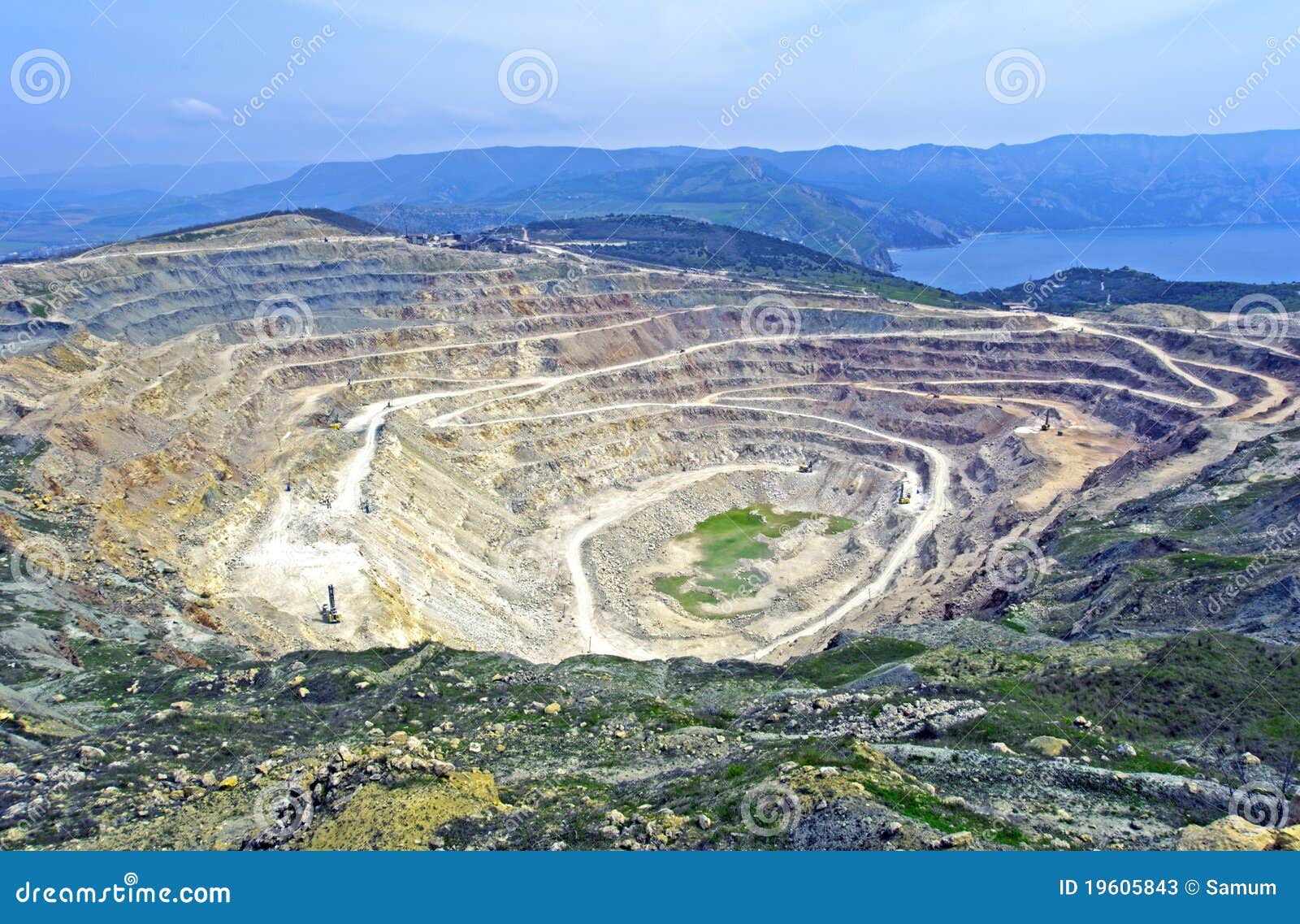 Tagebaugrube in Balaklava nahe Sewastopol-Stadt