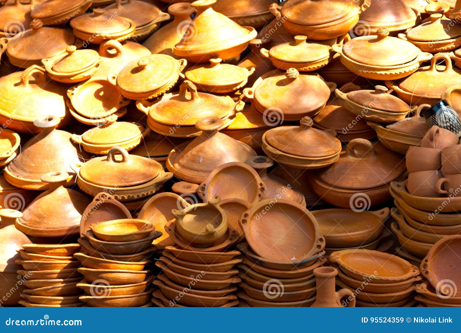 Tagine pottery stock image. Image of africa, sale, stall 95524359