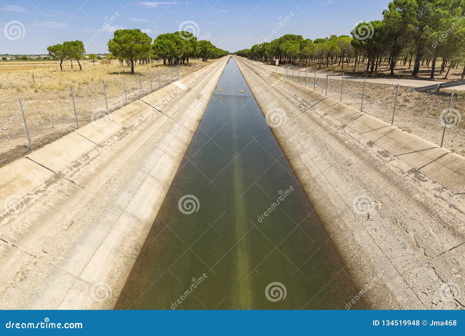 tajo-segura irrigation watercourse canal next to la roda