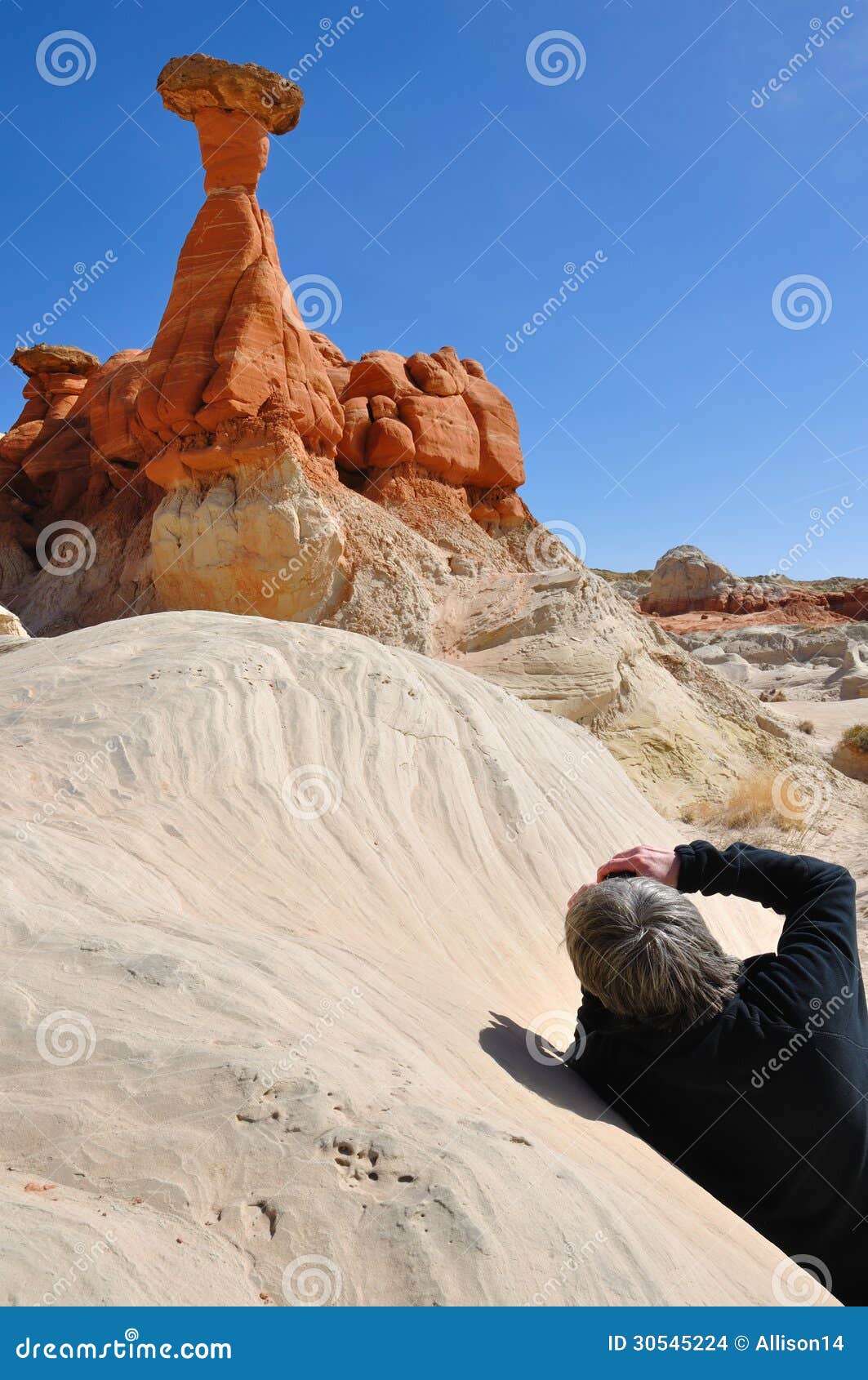 taking photo of paria rimrocks red toadstool (hoodoo)