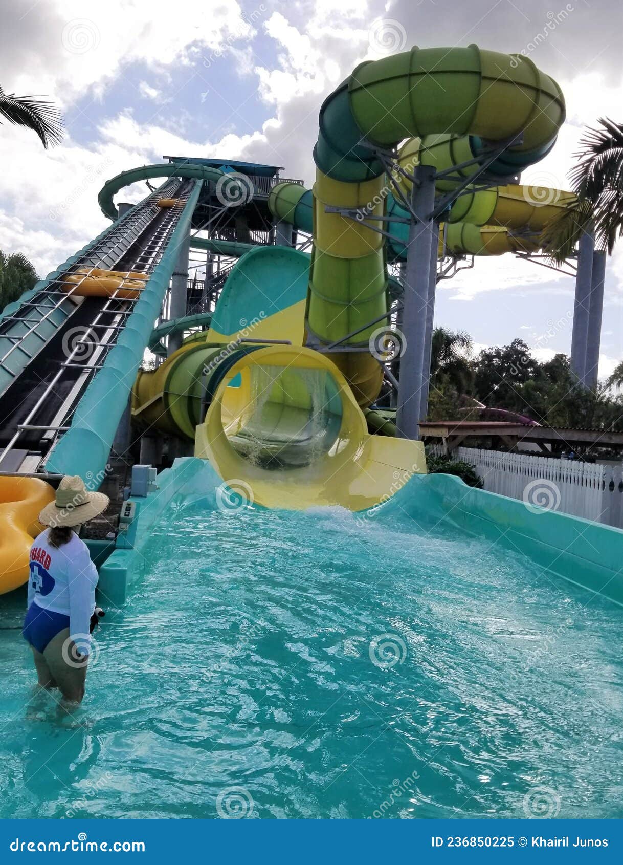 Florida Water Park & Rides  Adventure Island Tampa Bay