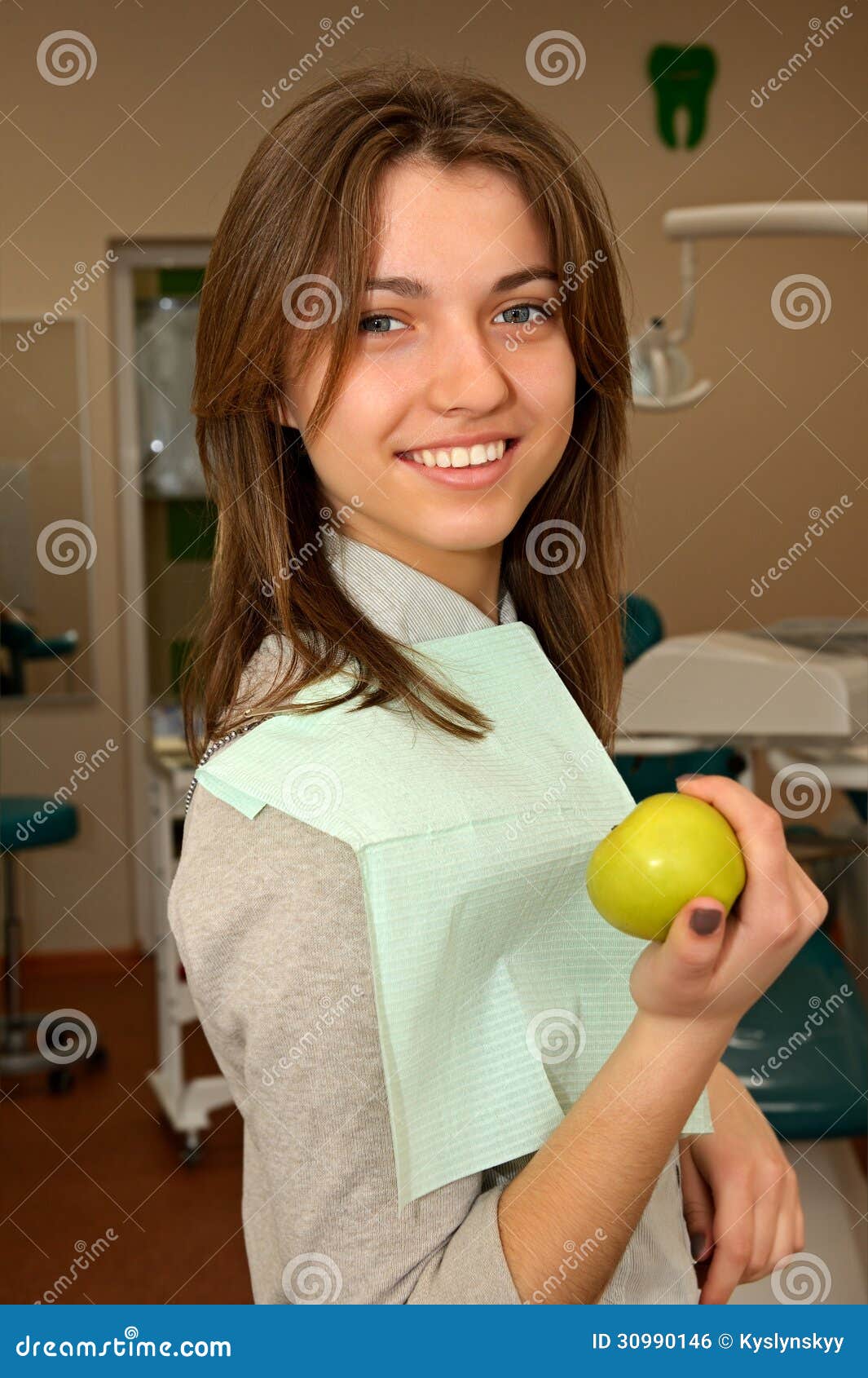 Tandarts stock foto. Image of mensen, tandarts, hygiëne 30990146