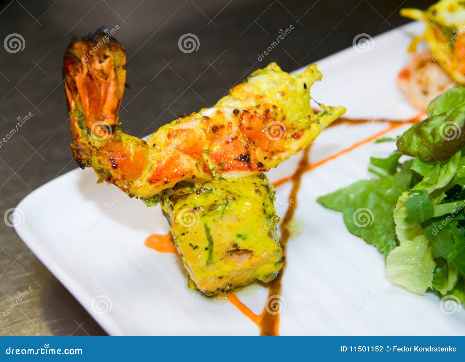 Tandoori Garnele Und Mariniertes Huhn Stockfoto - Bild von kochen ...