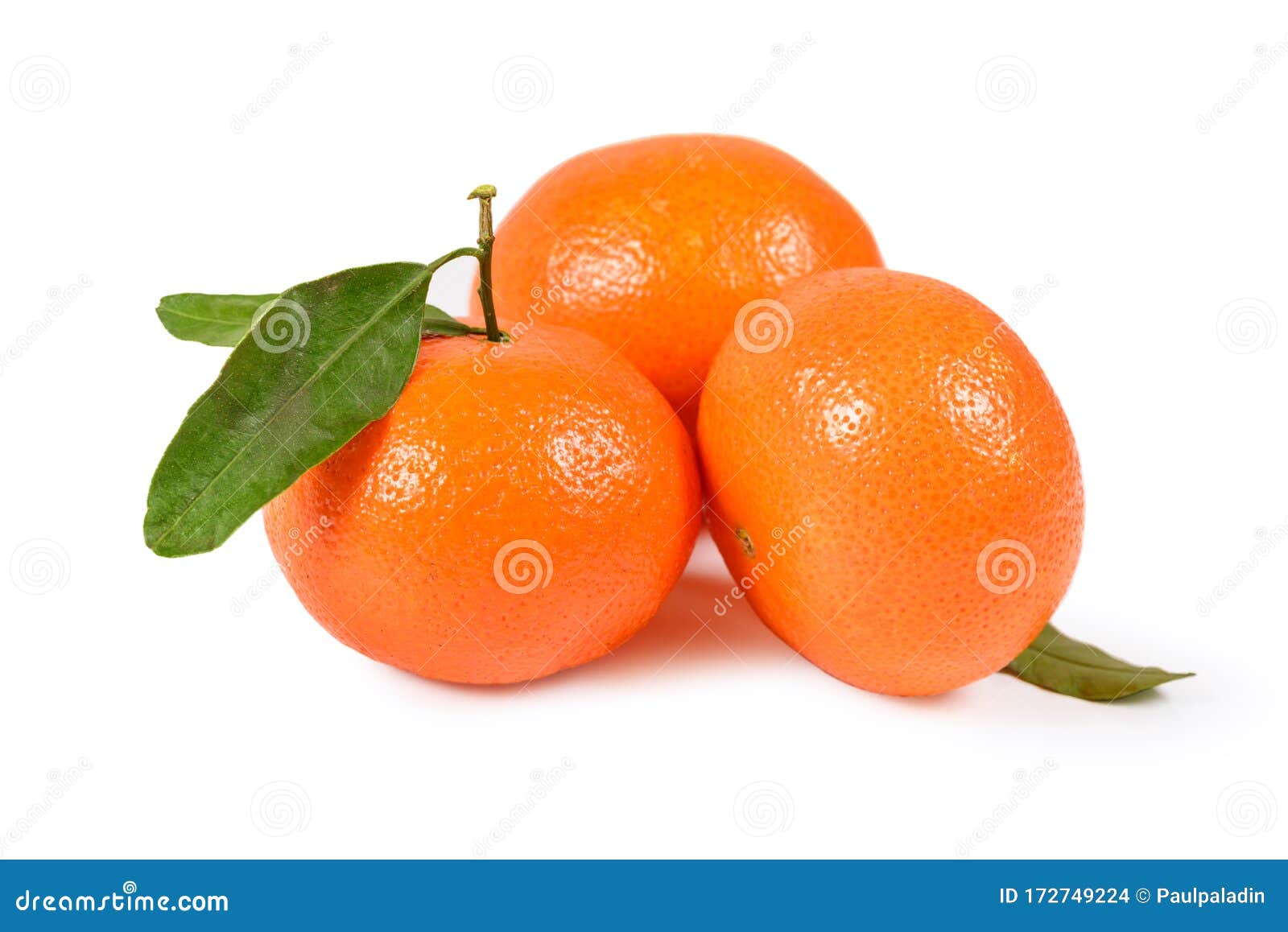 tangerine, clementine with green leaves  clipping path