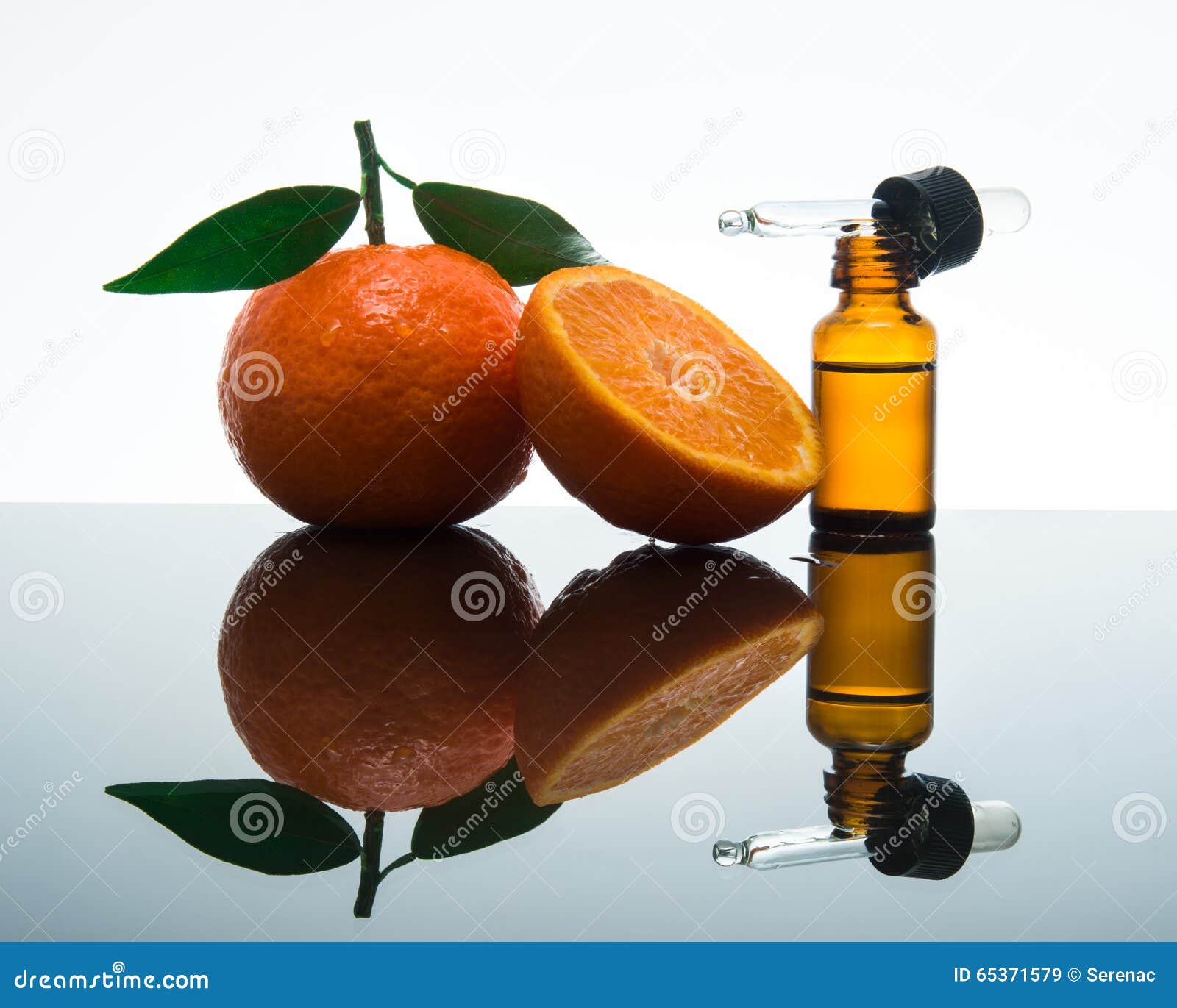 tangerine / mandarin essential oil bottle with dropper
