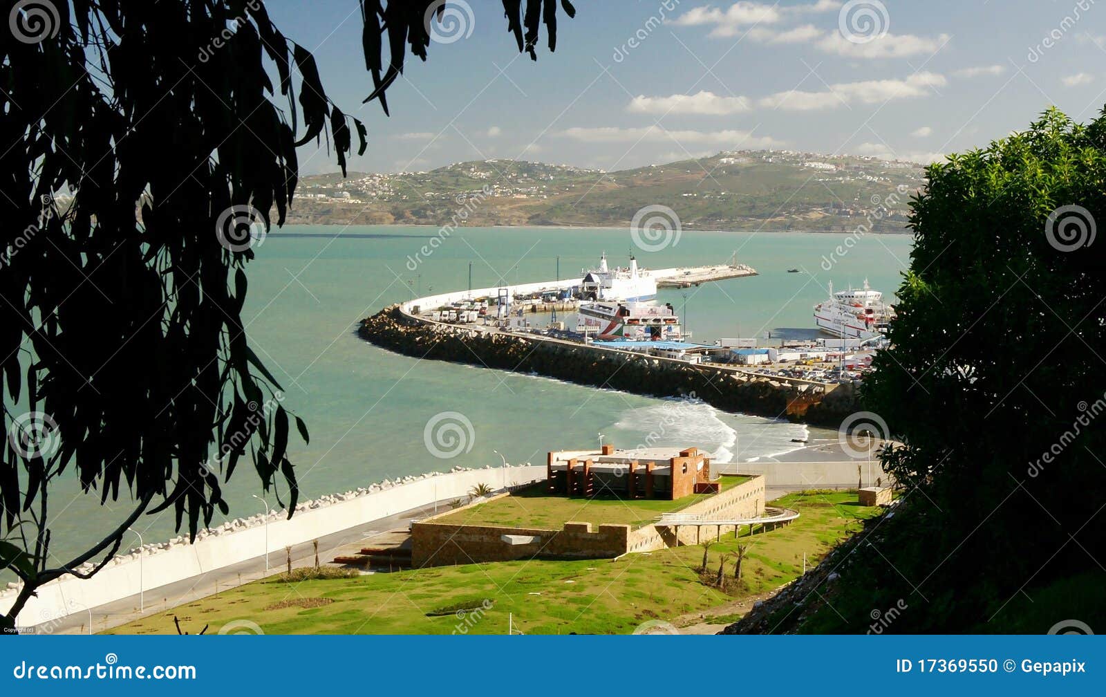 Tangier Harbor editorial image. Image of harbor, boat 17369550