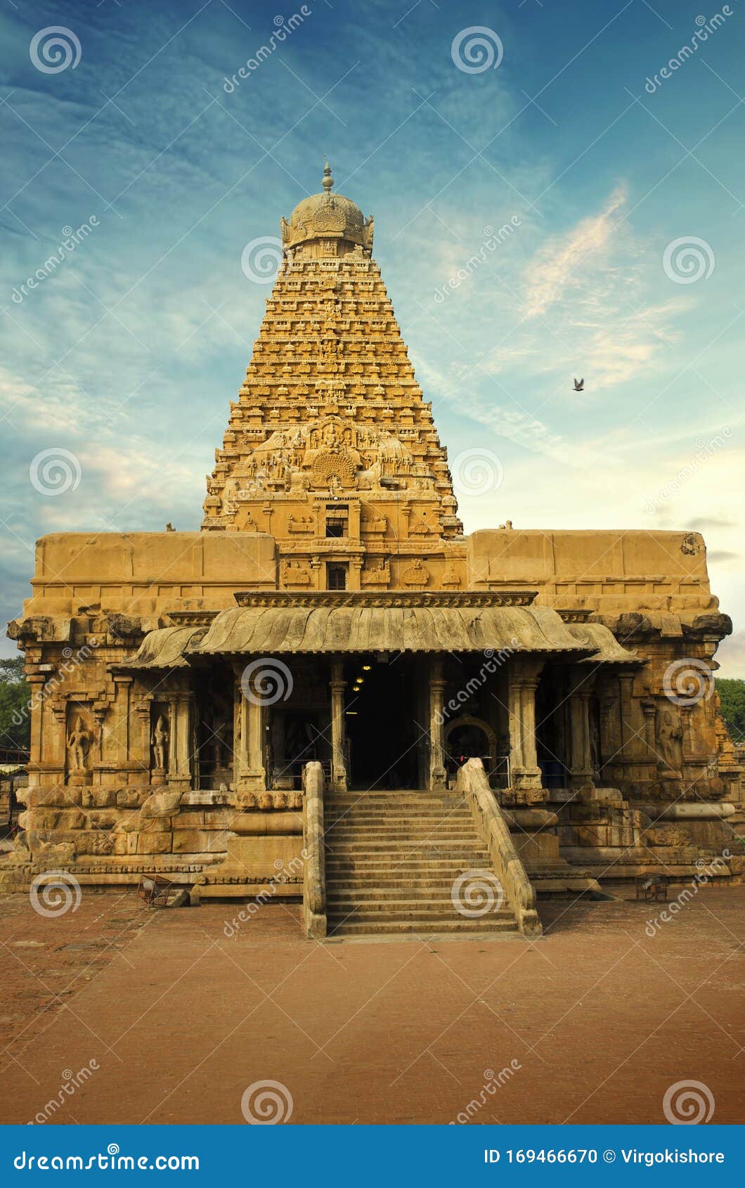 Tanjore Big Temple Brihadeshwara Temple in Tamil Nadu, Oldest and Tallest  Temple in India Stock Photo - Image of ethnicity, india: 169466670