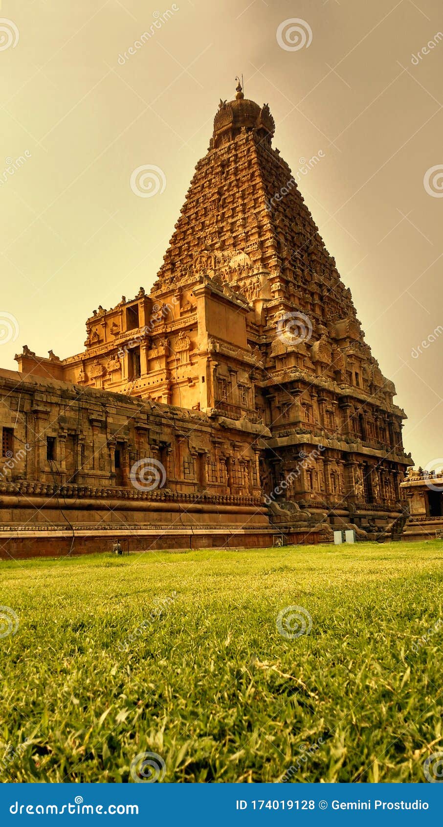 Tanjore Big Temple Brihadeshwara Temple in Tamil Nadu Oldest Ant ...