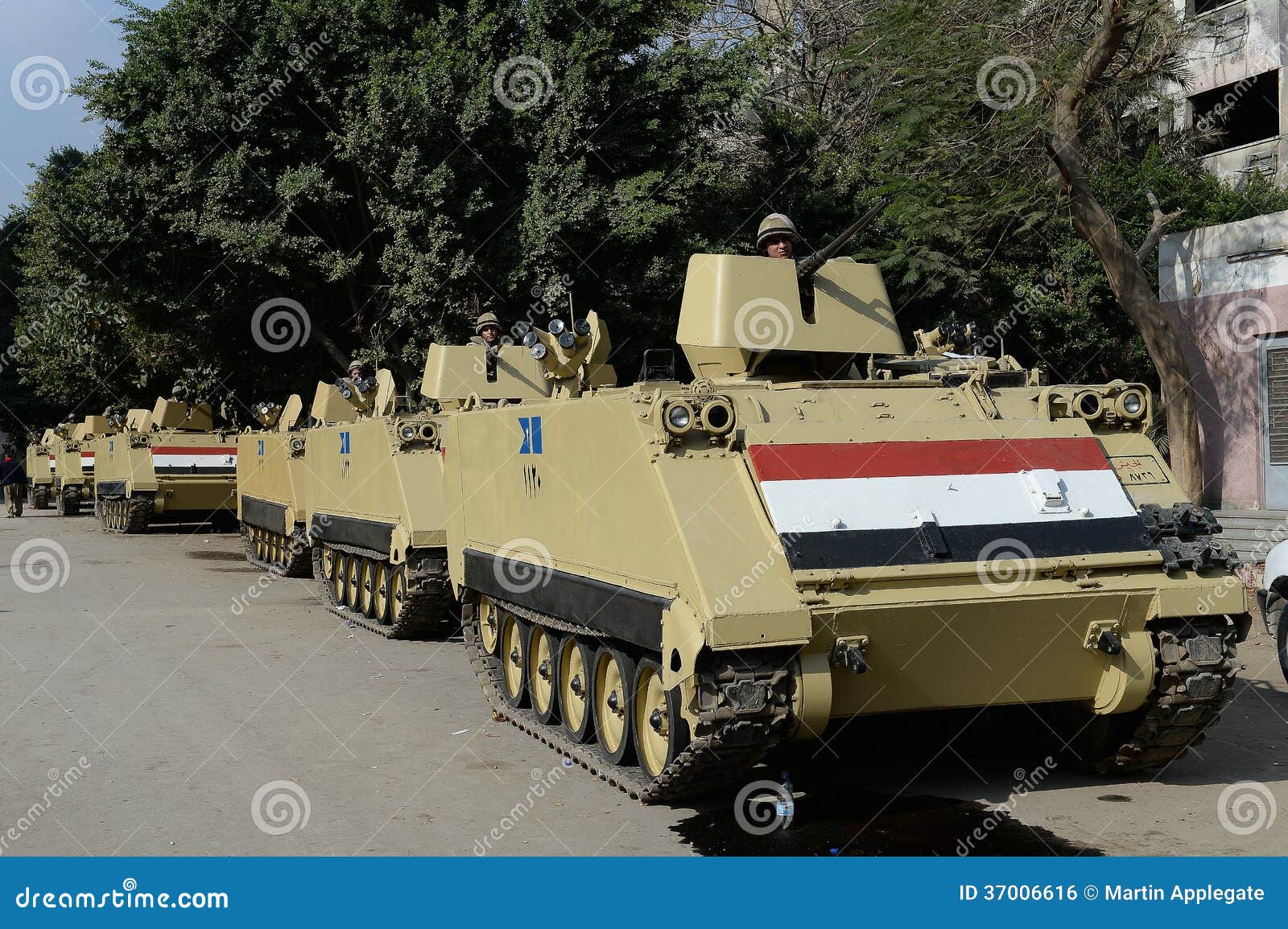Tanks in Cairo,Egypt editorial photo. Image of tragedy 37006616