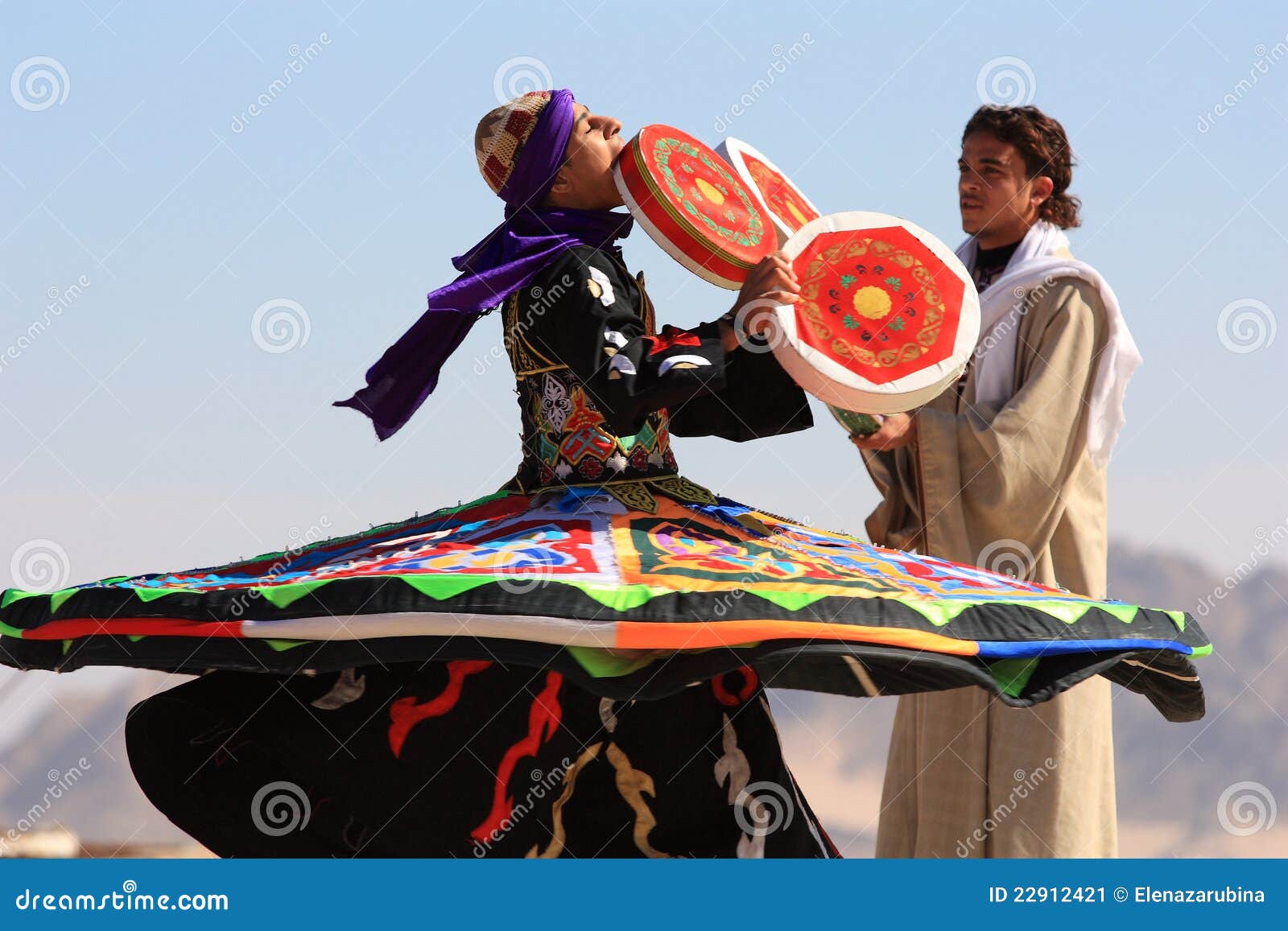 Tanoura Egyptian Folk Dance Editorial Photo Image 22912421