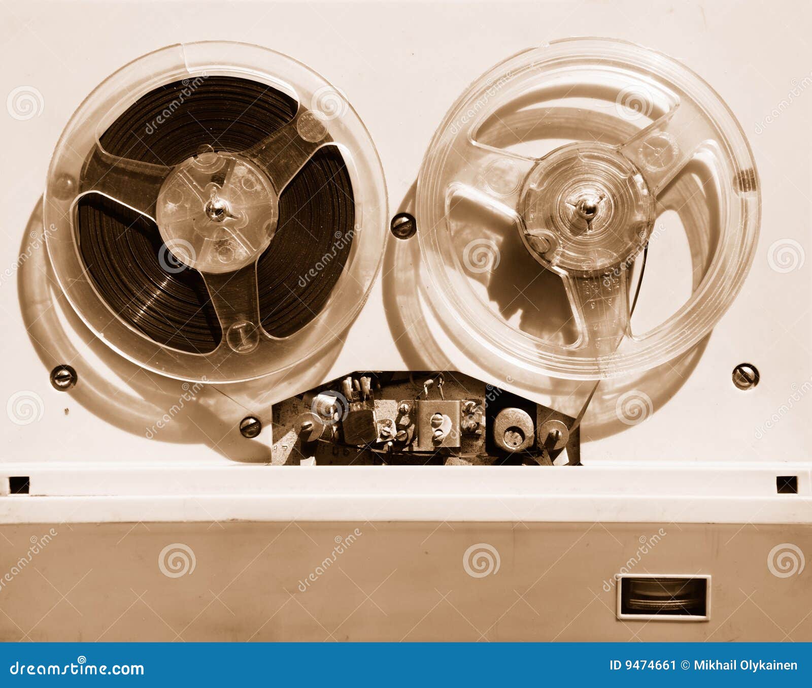 11,495 Old Tape Recorder Stock Photos - Free & Royalty-Free Stock