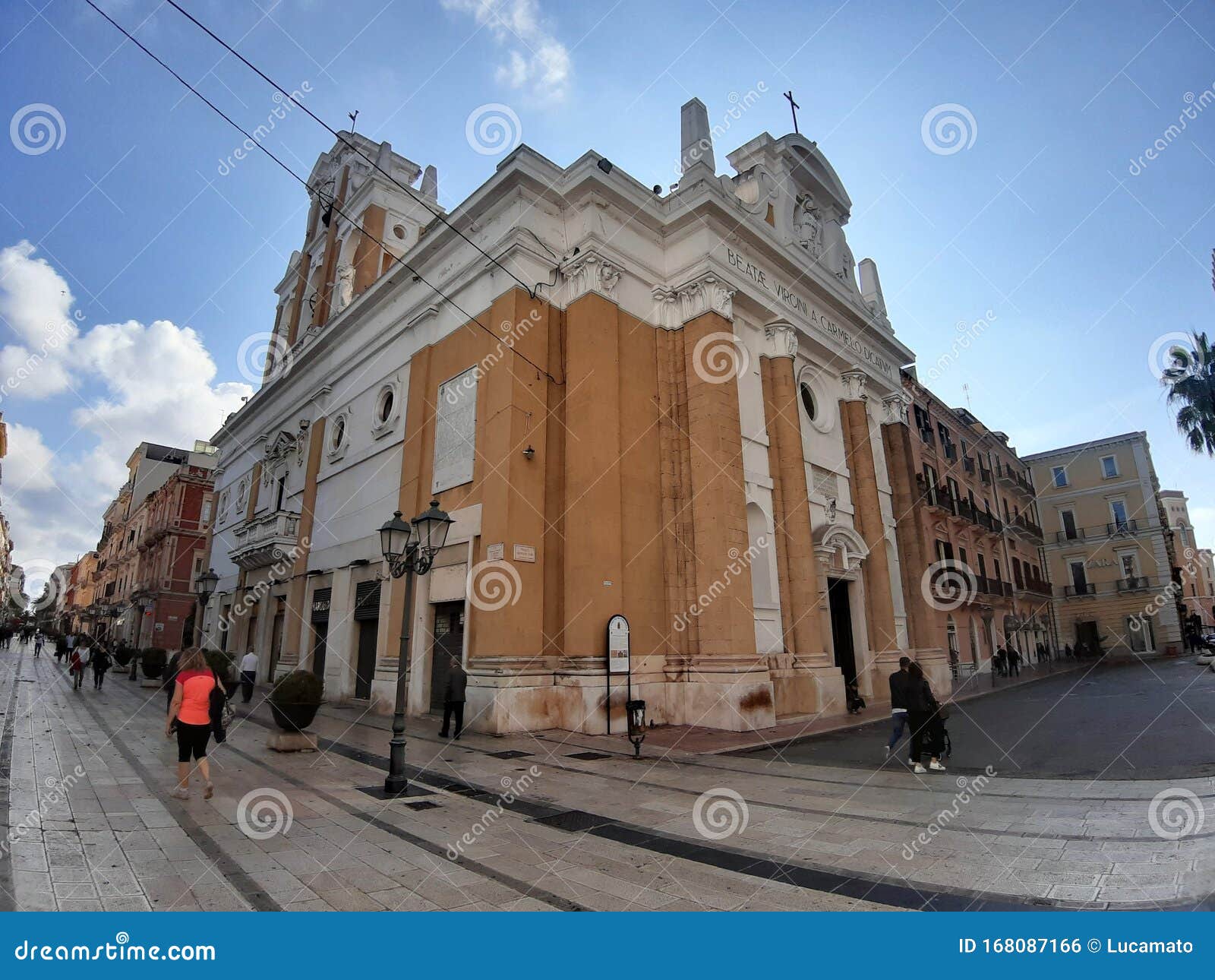 Chiesa Della Beata Vergine Del Monte Carmelo Taranto - Chiesa Della Beata Vergine Del Carmelo Foto editorial